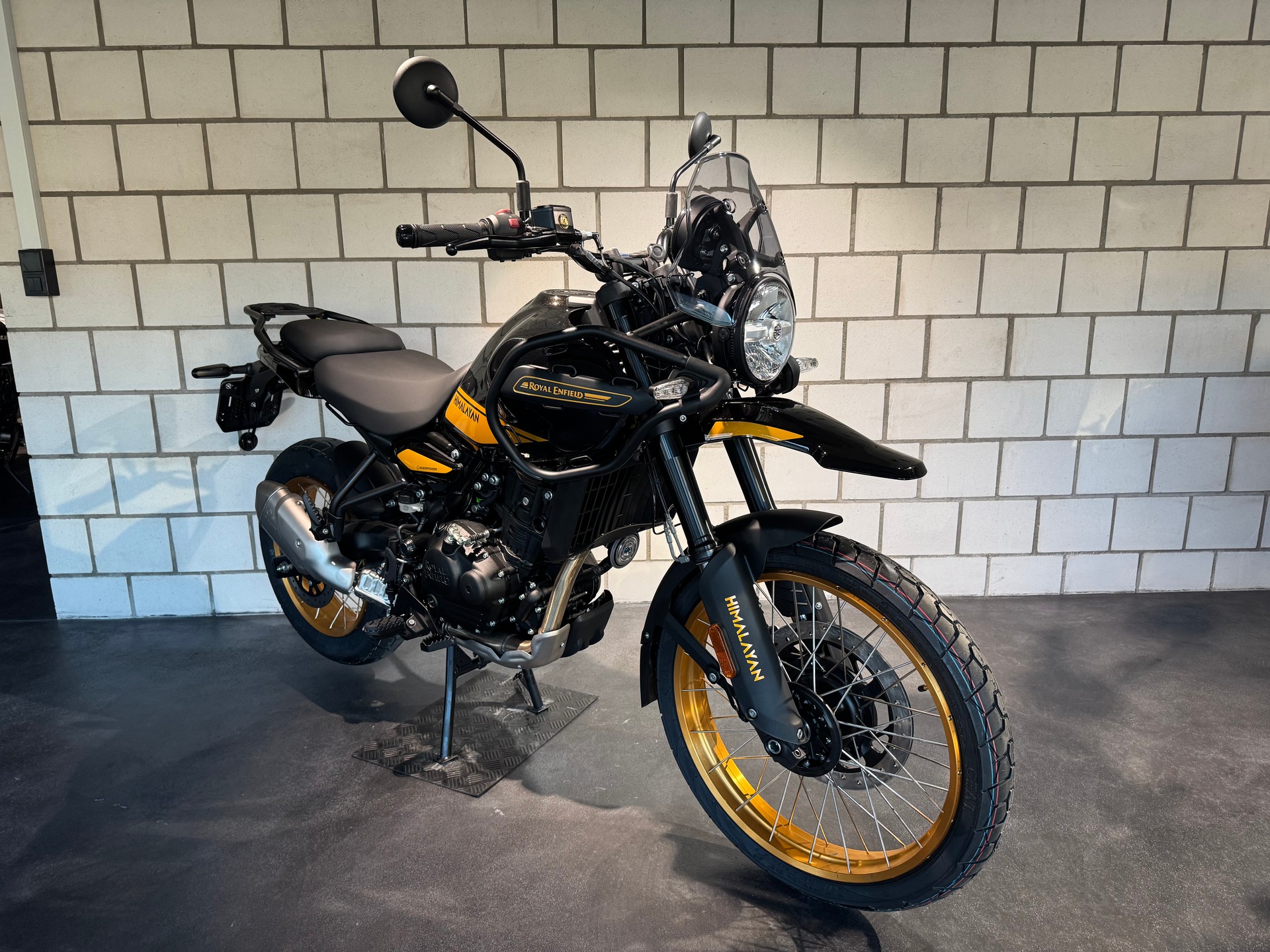 ROYAL ENFIELD Himalayan 452 Tubeless-image-2