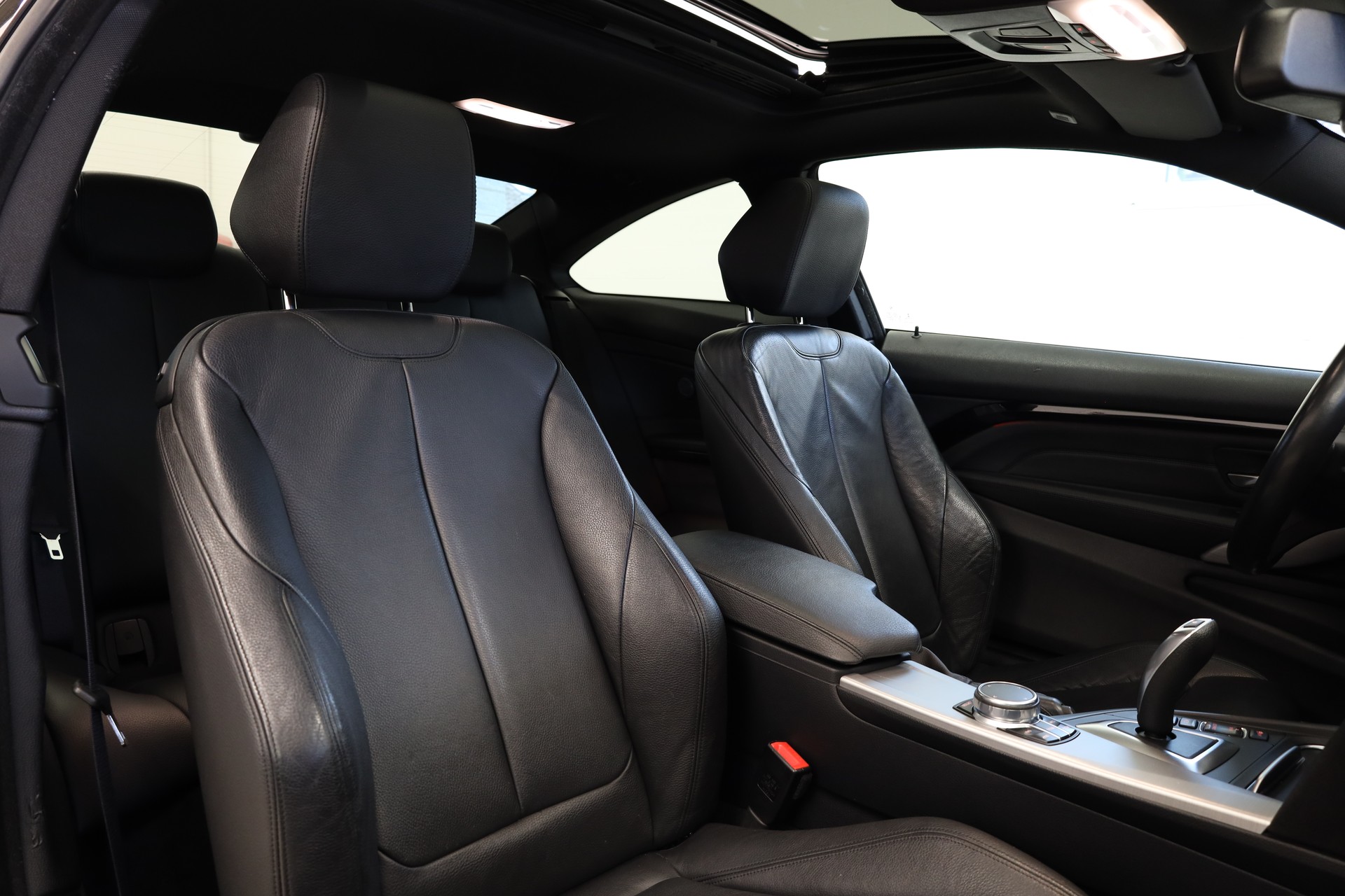 BMW 440i Coupé xDrive M Sport Steptronic-image-17