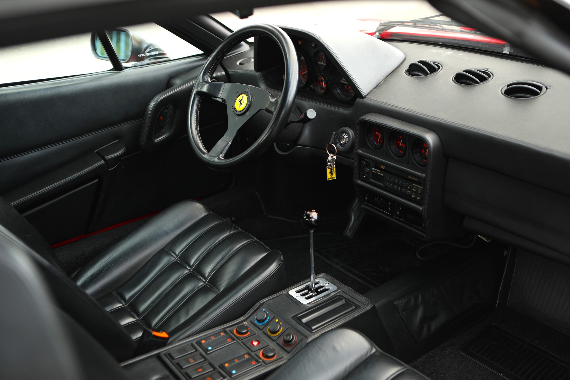 FERRARI 328 GTS-image-14