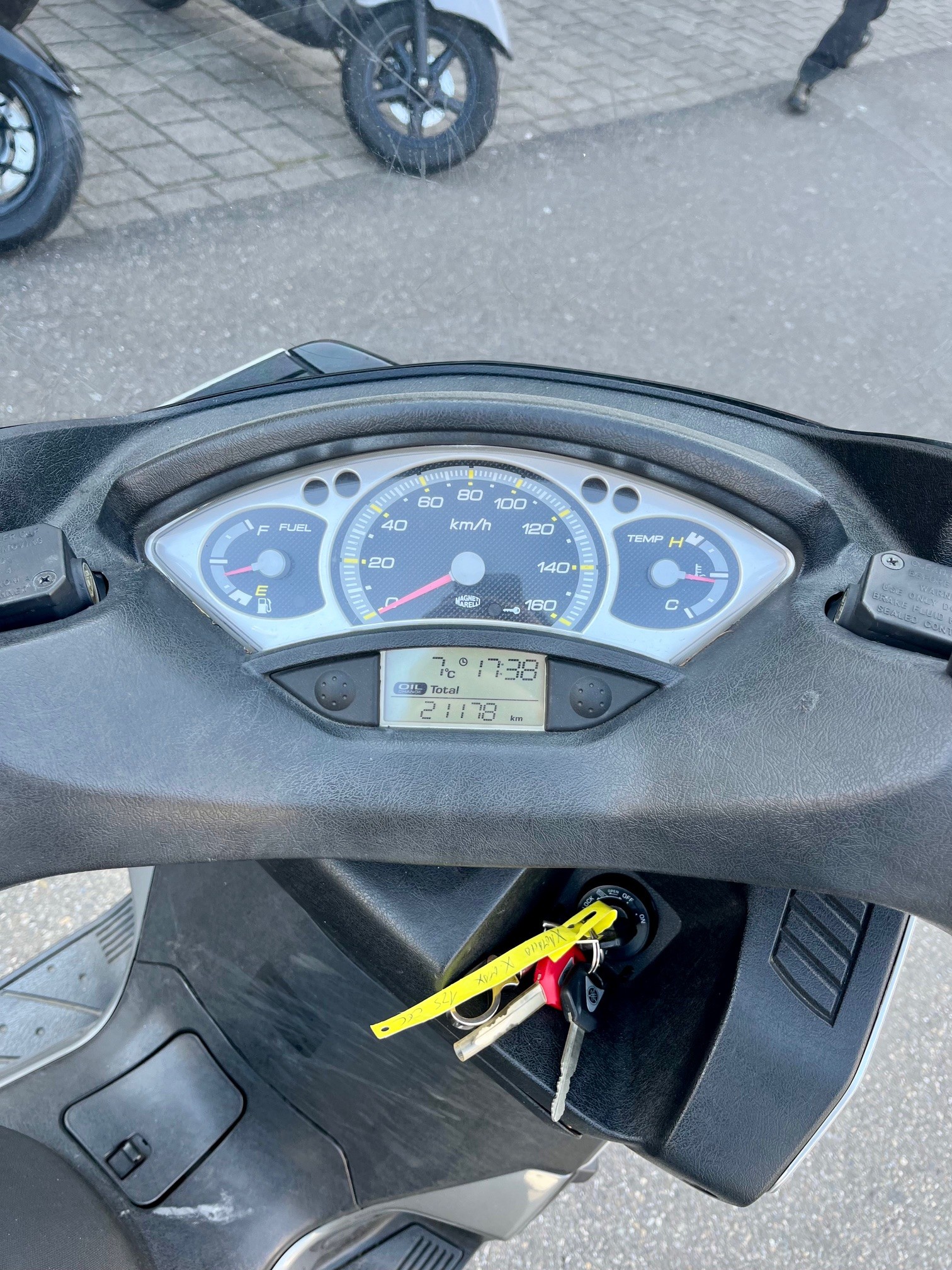 YAMAHA X-Max YP 125 R - GRATIS LIEFERUNG*-image-4