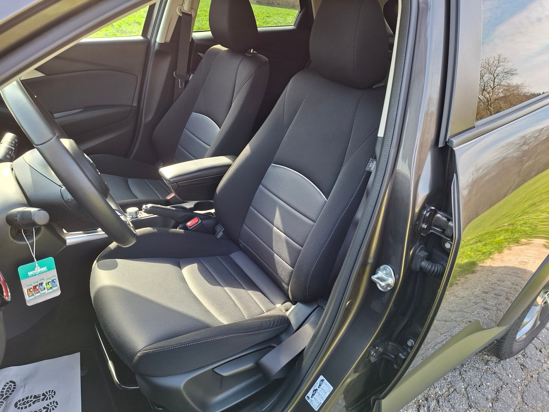 MAZDA CX-3 SKYACTIV-G 150 Ambition AWD-image-9