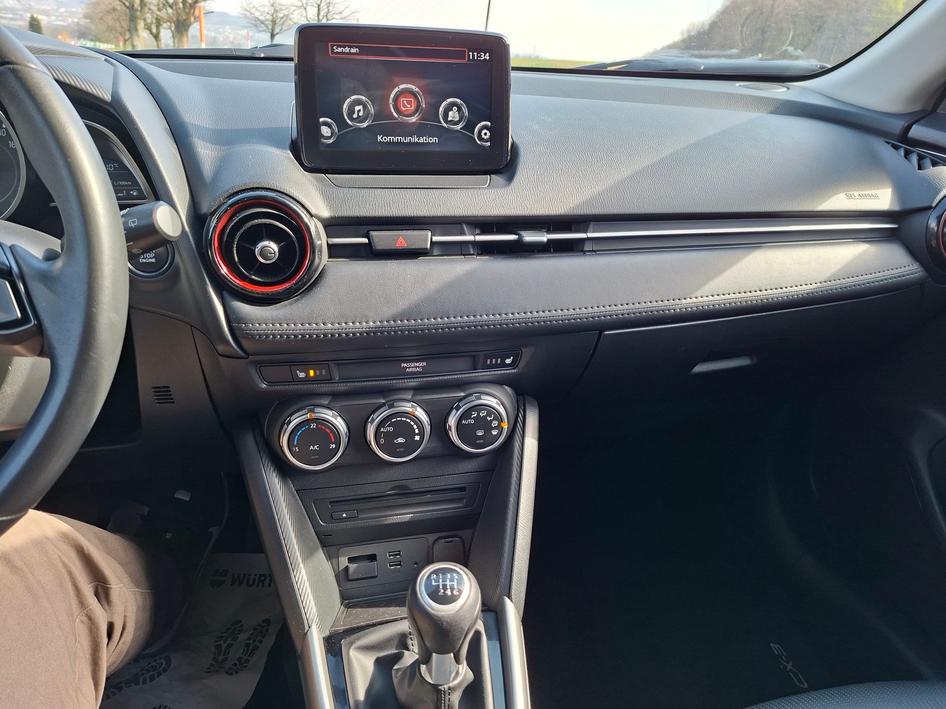 MAZDA CX-3 SKYACTIV-G 150 Ambition AWD-image-12