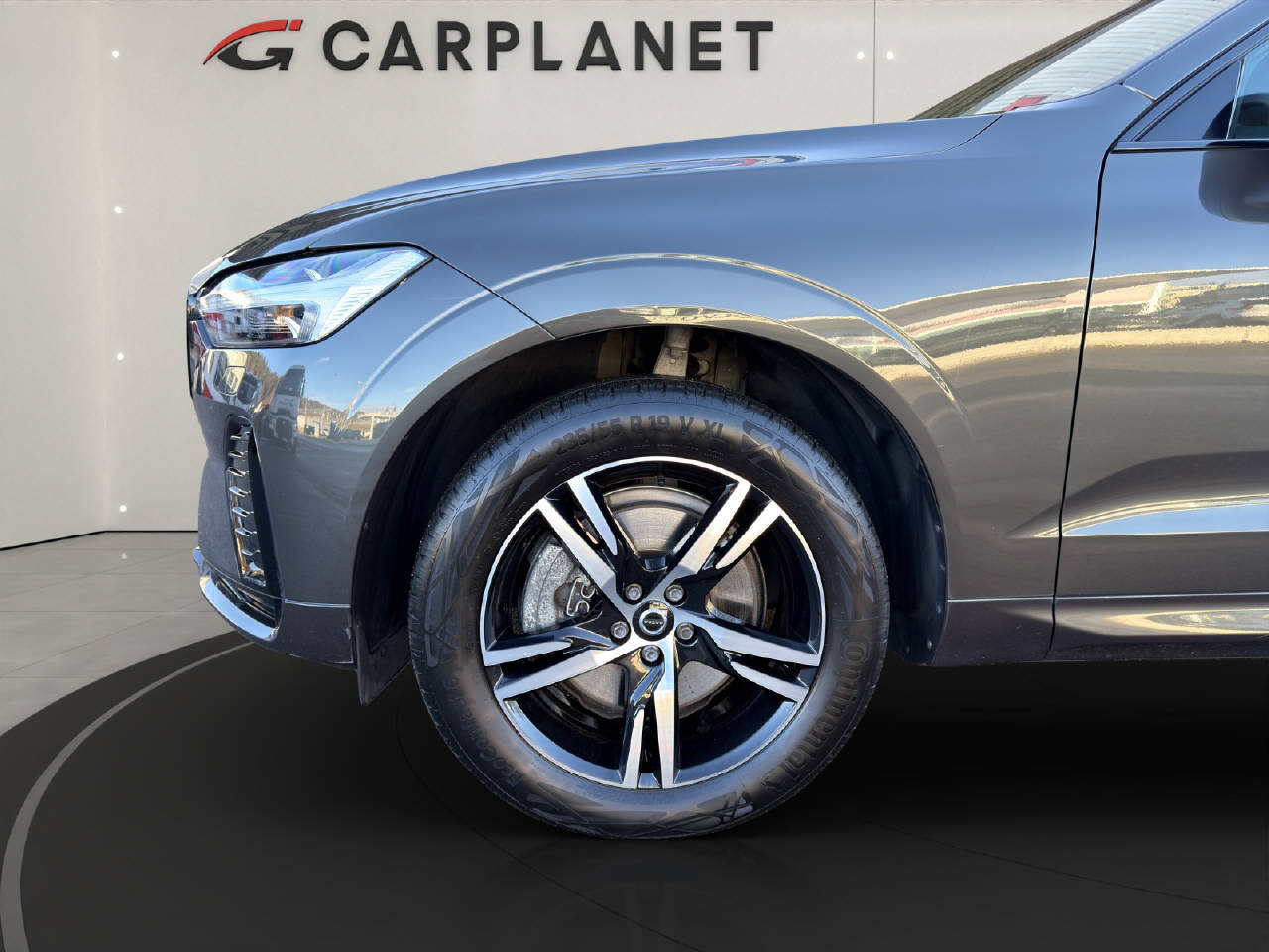 VOLVO XC60 2.0 B5 MH R-Design AWD-image-7