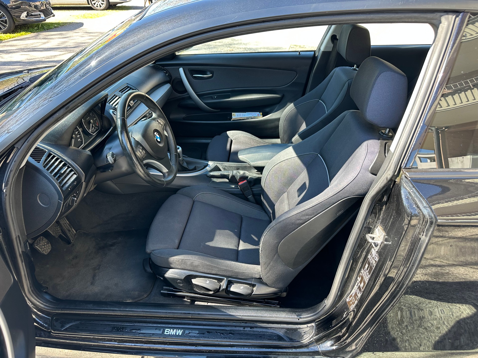 BMW 116i-image-8