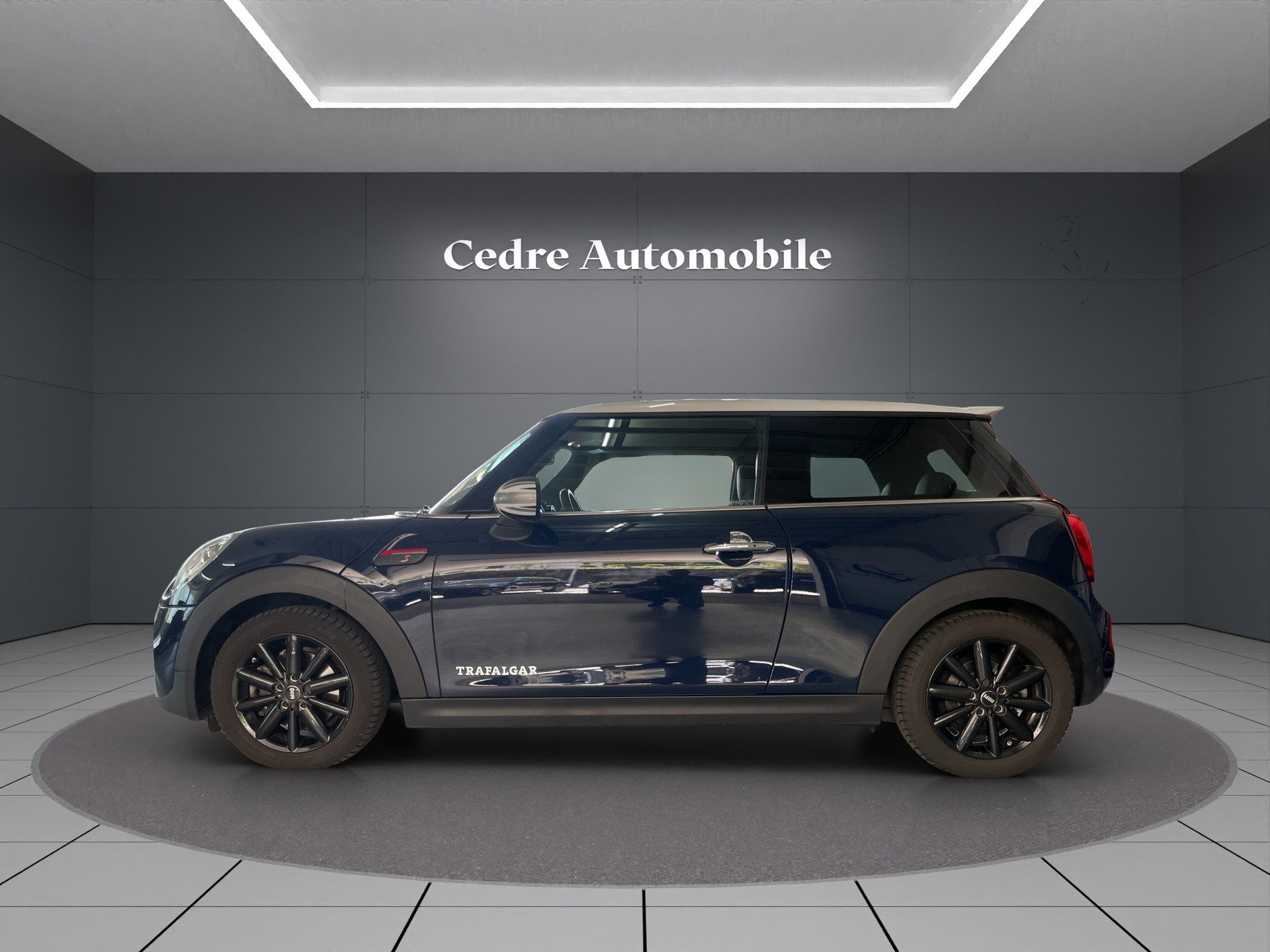 MINI Cooper S Trafalgar-showroom-element-2