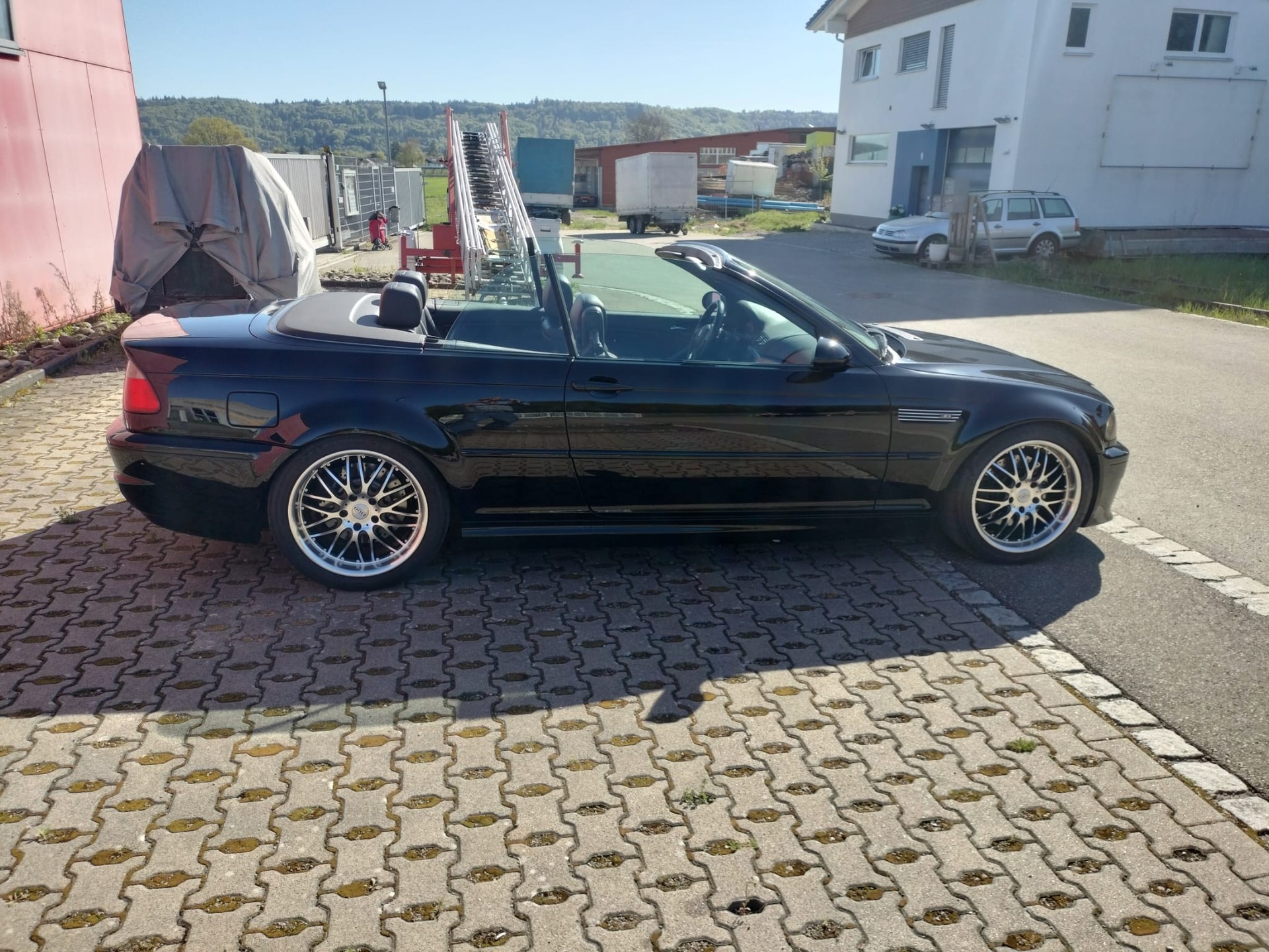 BMW M3 Cabriolet-image-3