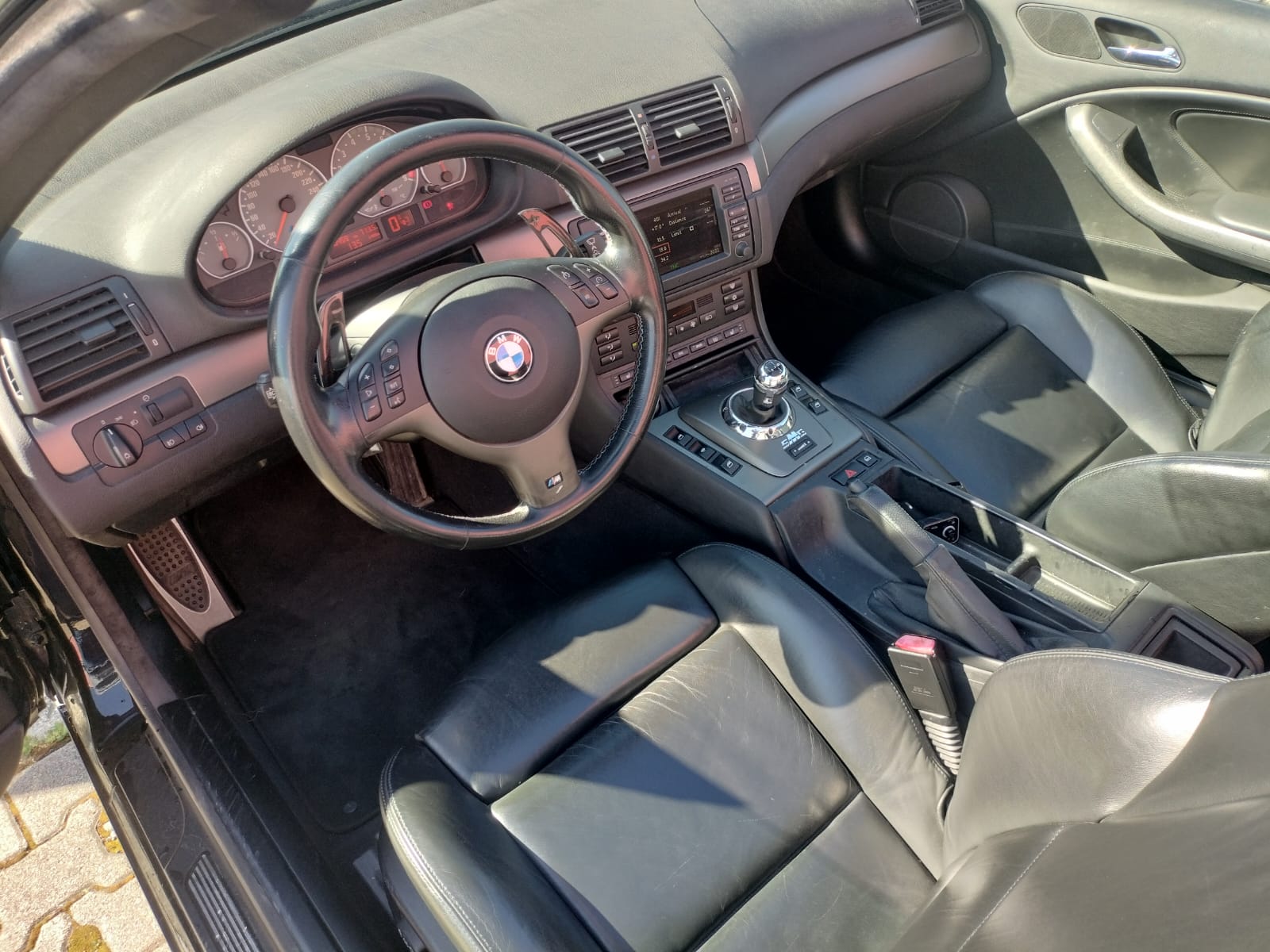 BMW M3 Cabriolet-image-12