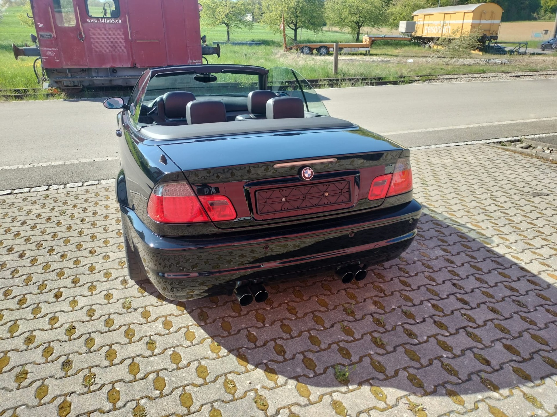 BMW M3 Cabriolet-image-4