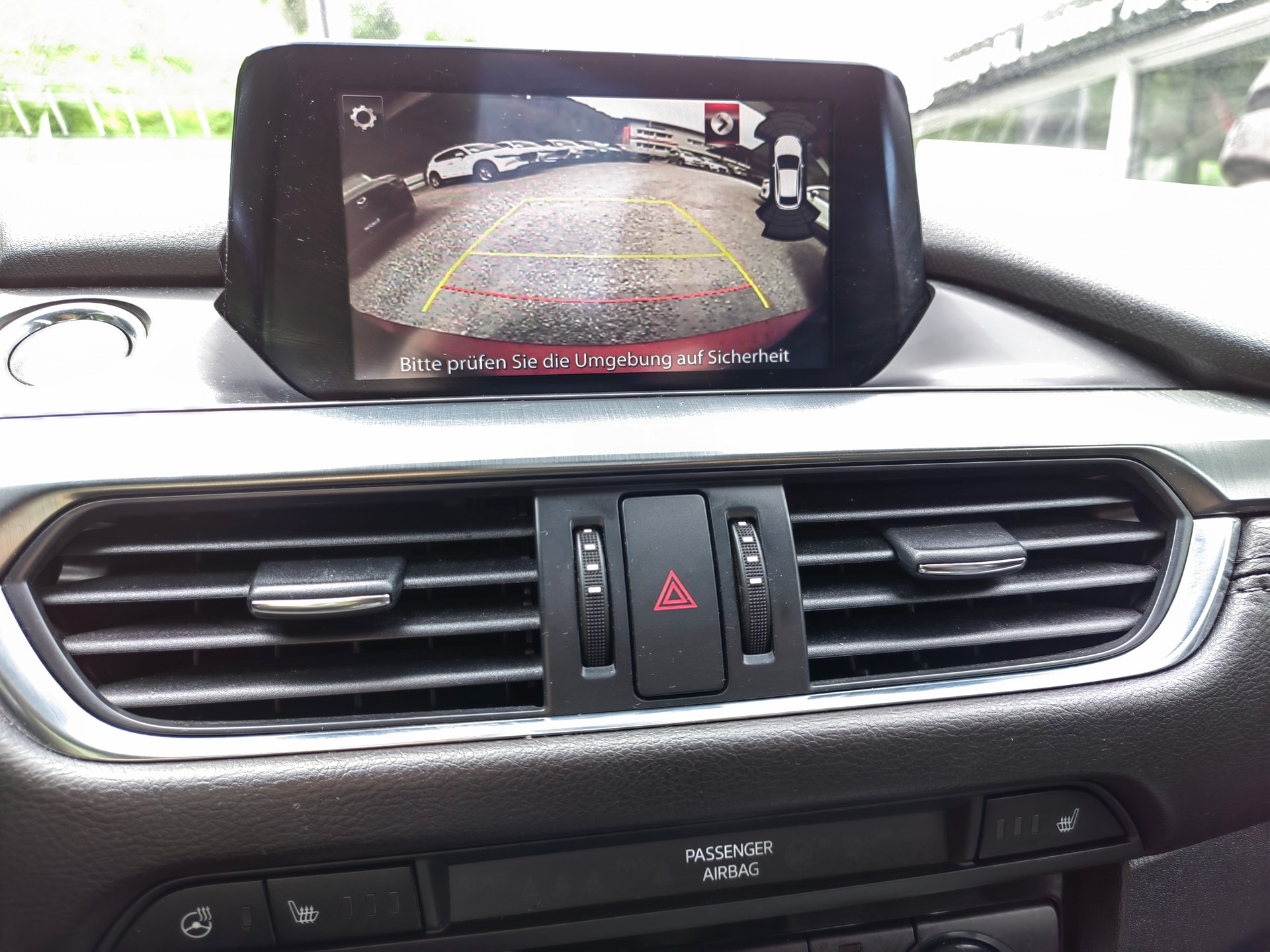 MAZDA 6 Sport Wagon 2.2 D HP Revolution AWD-image-12