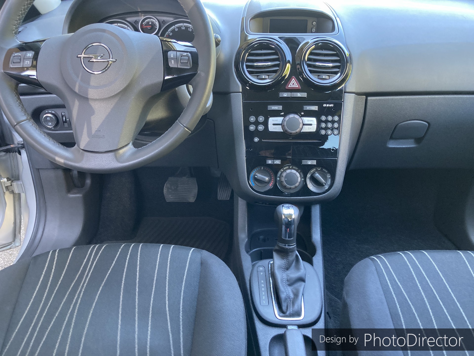 OPEL Corsa 1.4 TP Anniversary Automatic-image-5