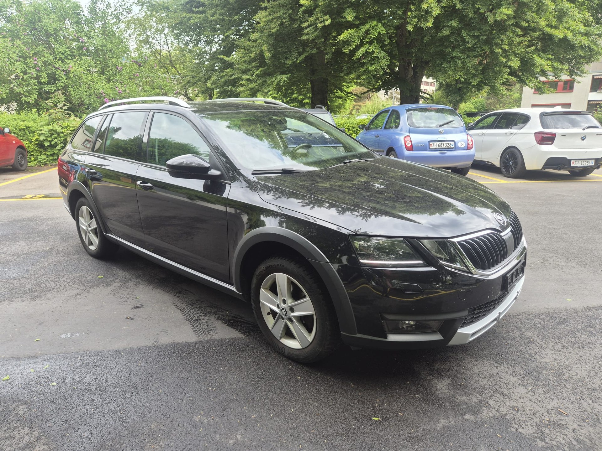 SKODA Octavia Combi 2.0 TDI Scout 4x4 DSG-image-2