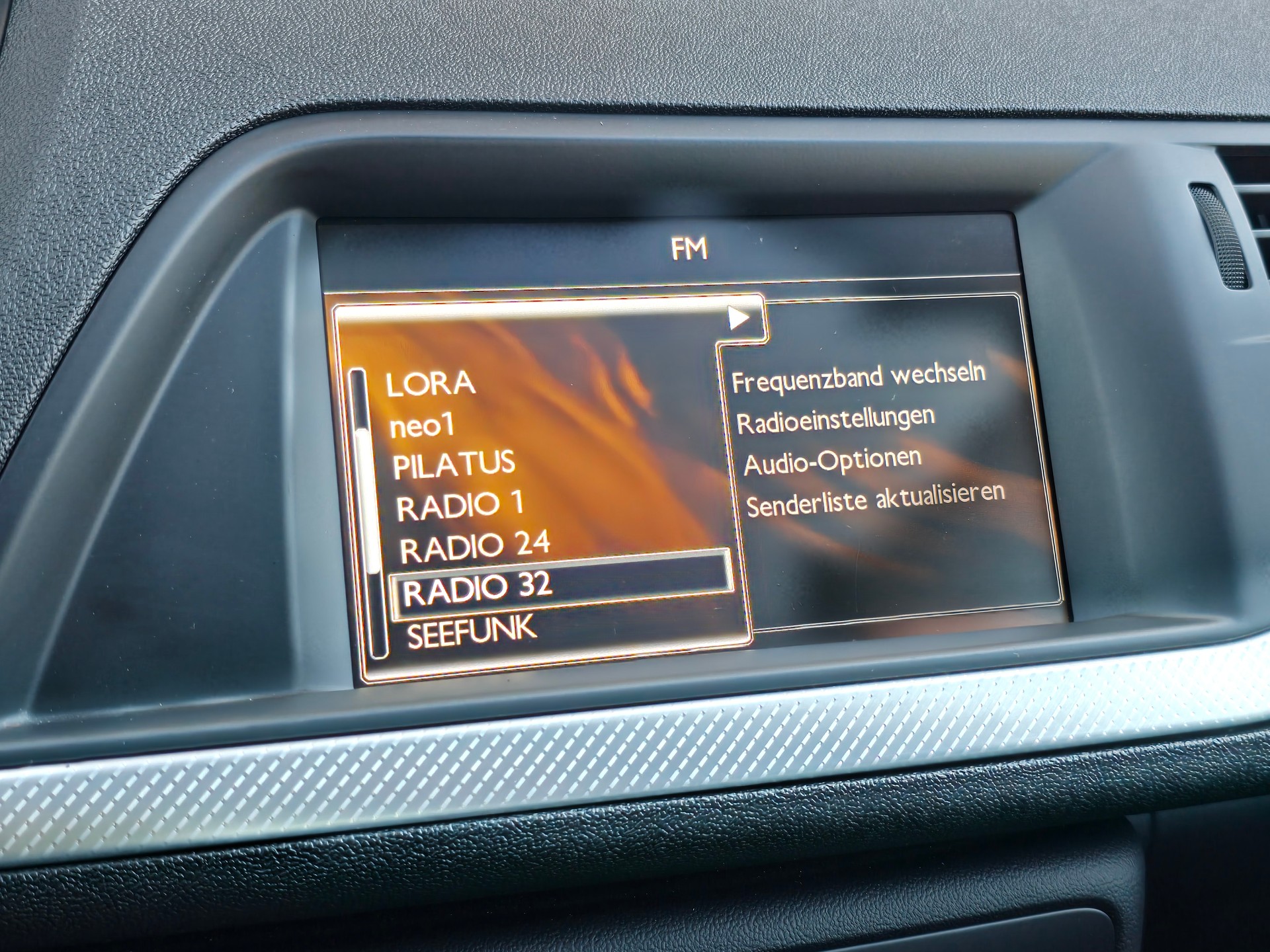 CITROEN C5 Tourer 2.0 HDi Exclusive Automatic mit AHK-image-26