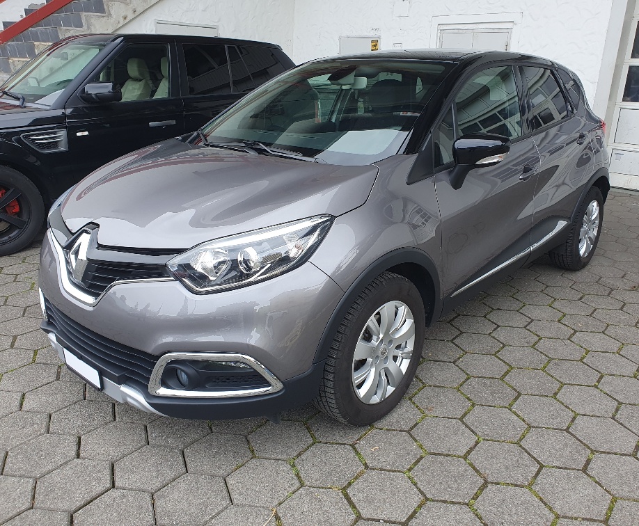 RENAULT Captur 1.2 T Helly Hansen Automat