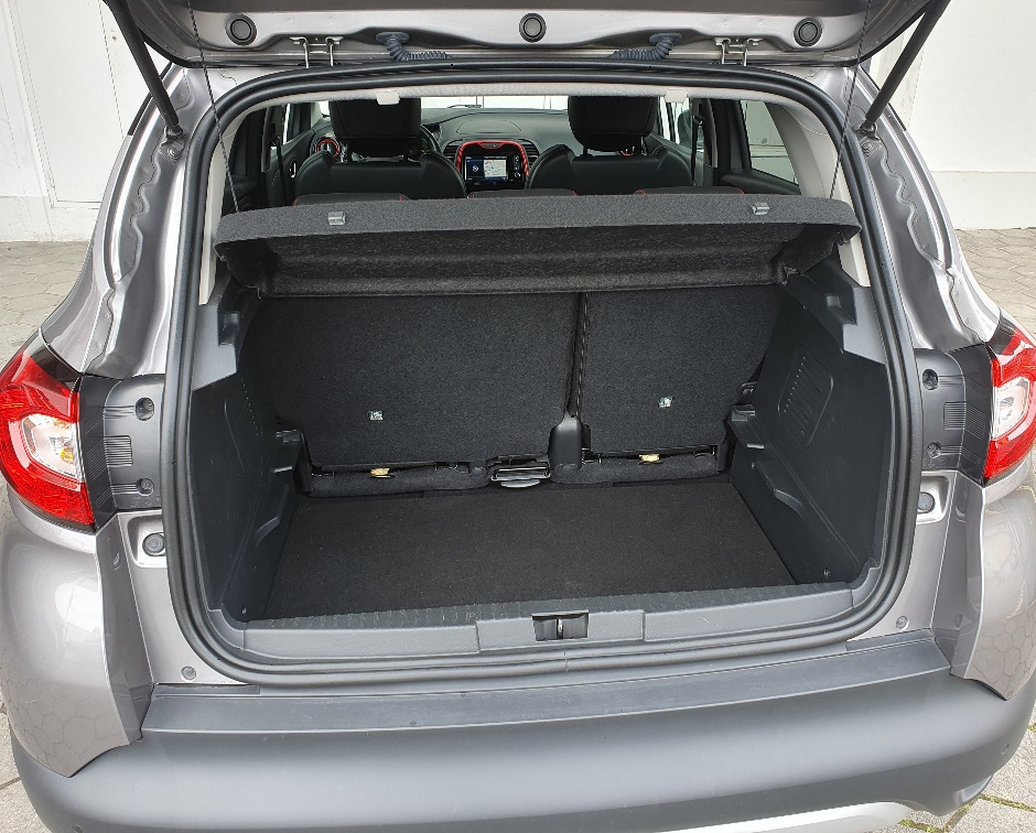 RENAULT Captur 1.2 T Helly Hansen Automat-image-4