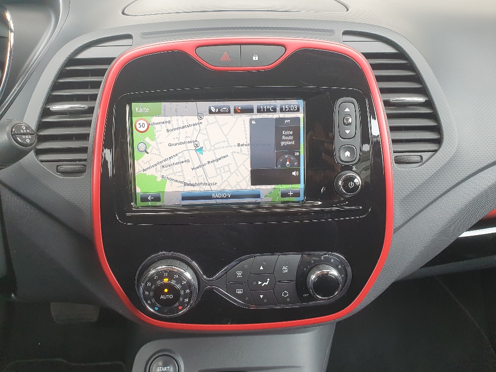 RENAULT Captur 1.2 T Helly Hansen Automat-image-9