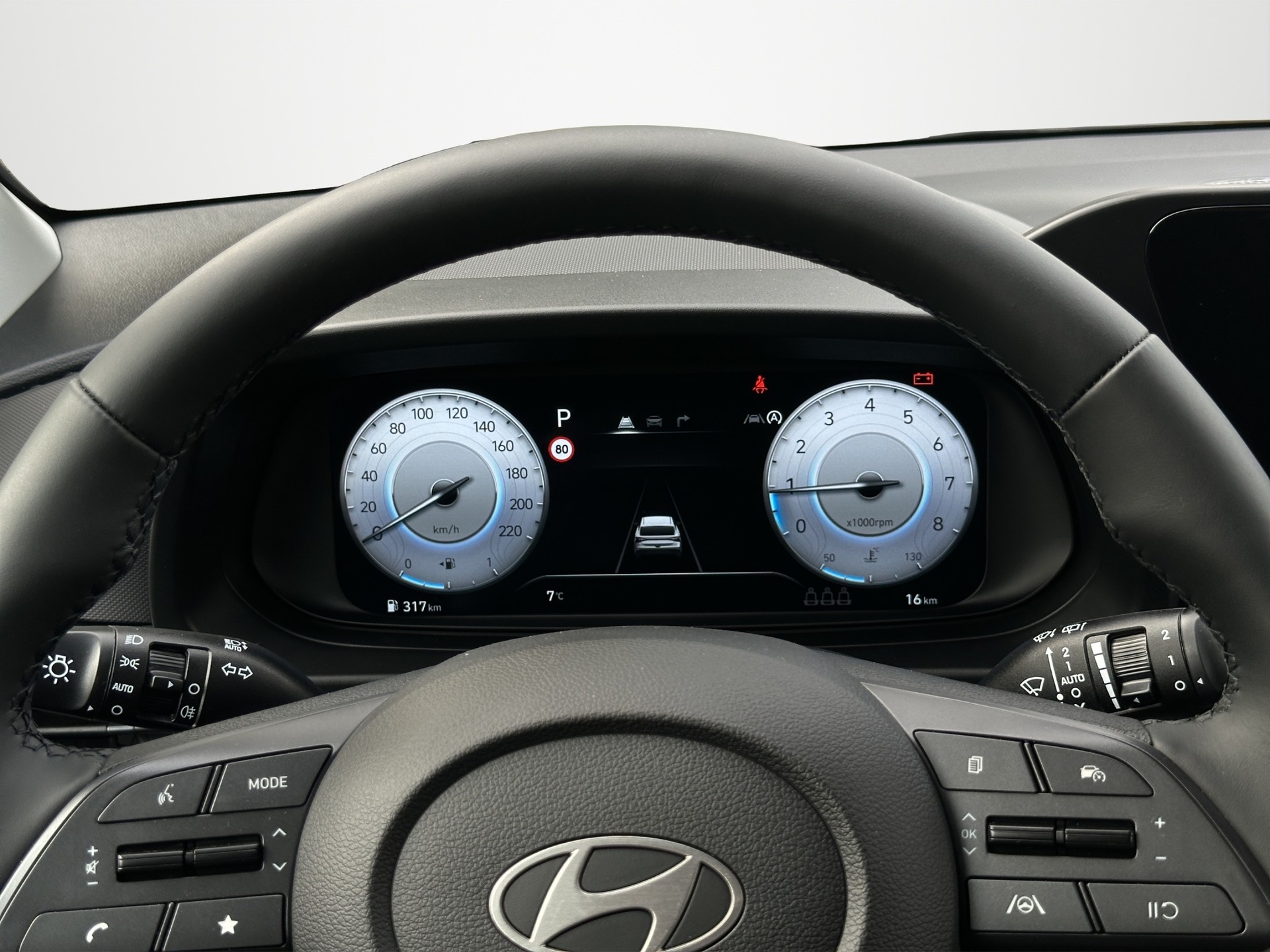 HYUNDAI i20 1.0 T-GDi Amplia DCT-image-10
