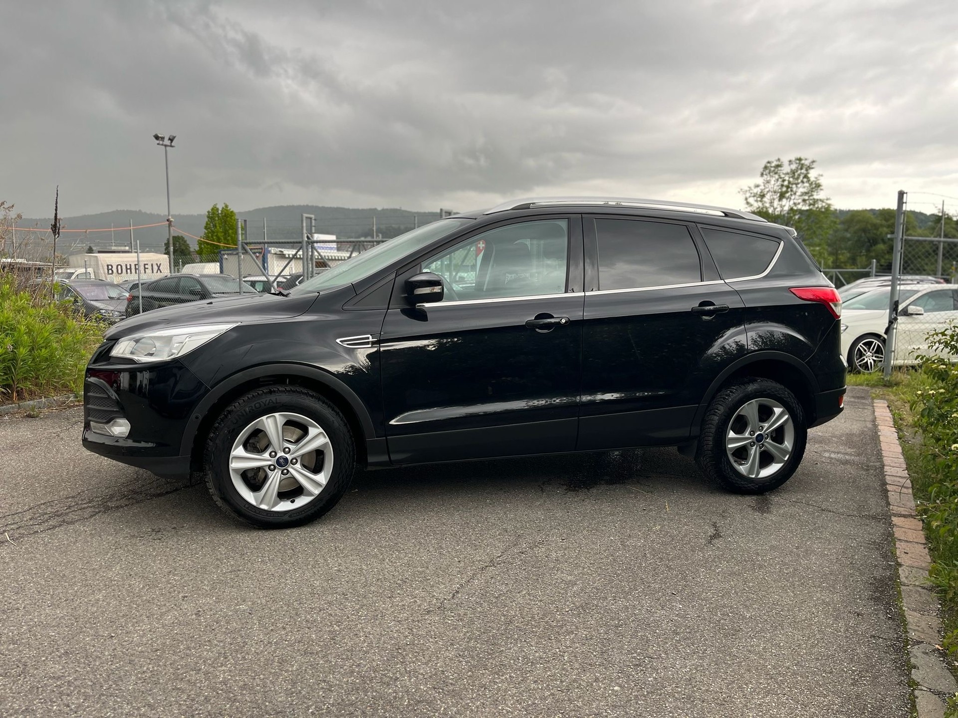 FORD Kuga 2.0 TDCi Carving 4WD PowerShift-image-4