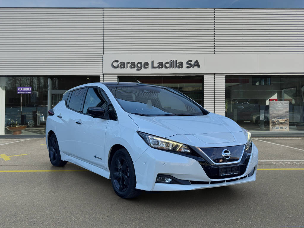 NISSAN Leaf Tekna 40 kWh-image-0