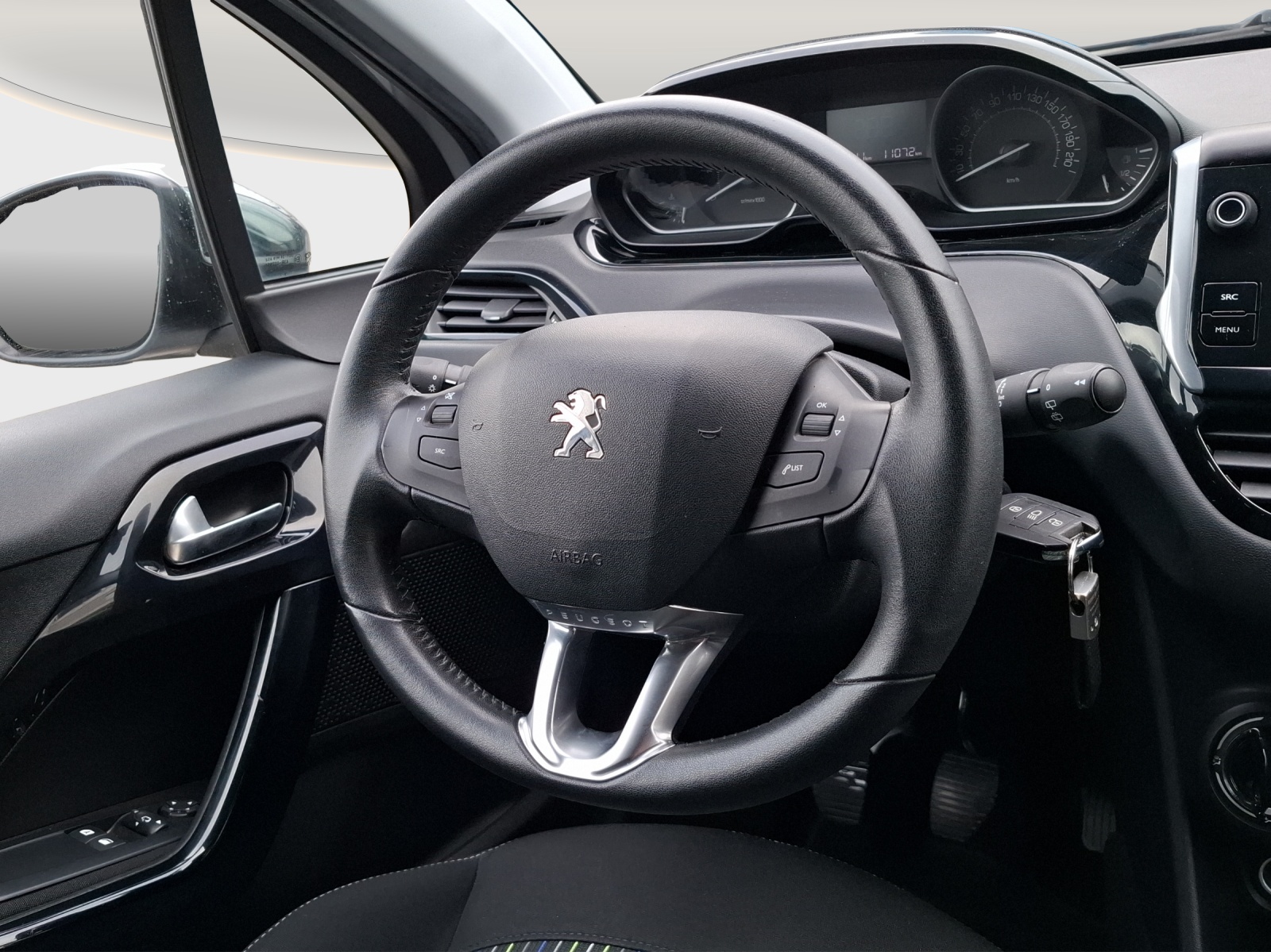 PEUGEOT 208 1.2 PureTech Urban Soul // MFK 05.12.2025 // Bremsen vorne komplett NEU // 8-fach bereift-image-14