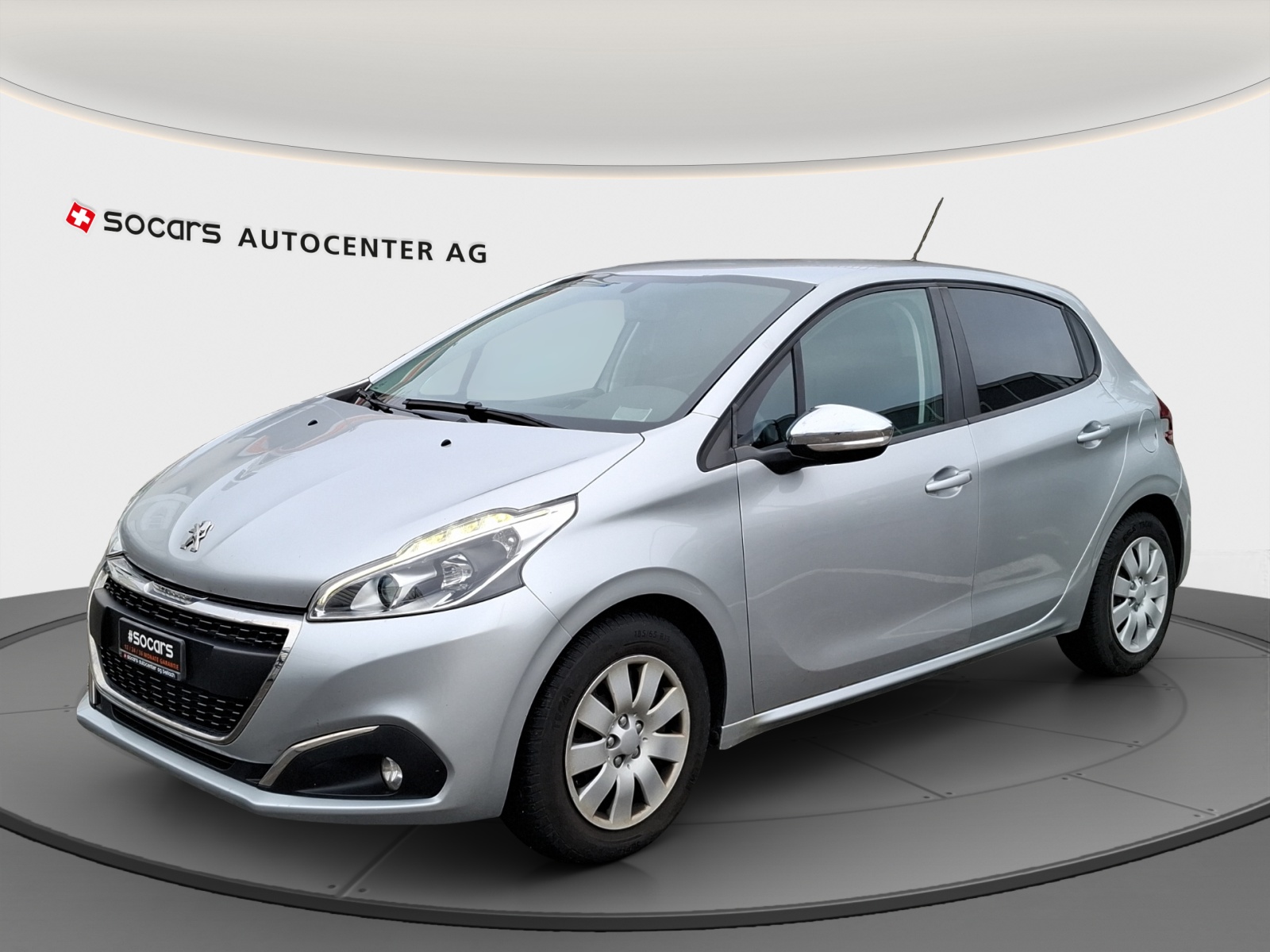 PEUGEOT 208 1.2 PureTech Urban Soul // MFK 05.12.2025 // Bremsen vorne komplett NEU // 8-fach bereift