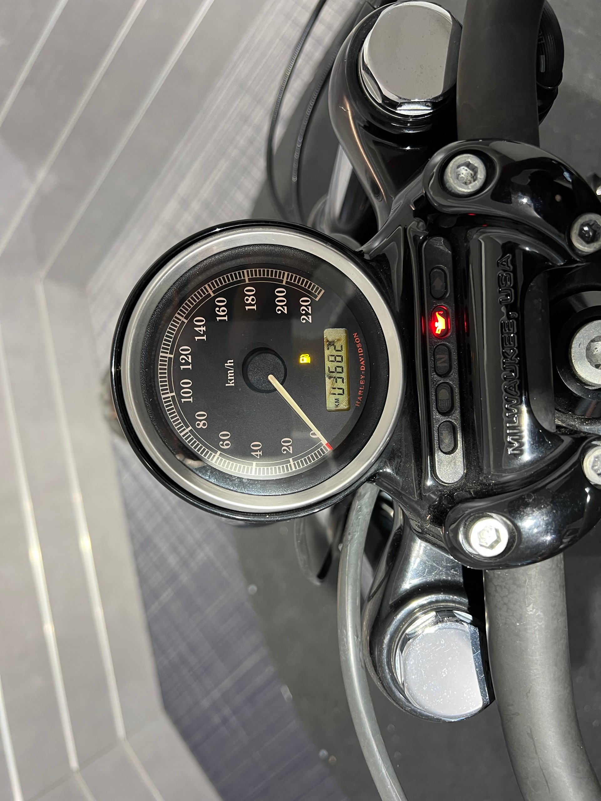 HARLEY-DAVIDSON XL 1200 R Sportster Roadster Injection-image-12