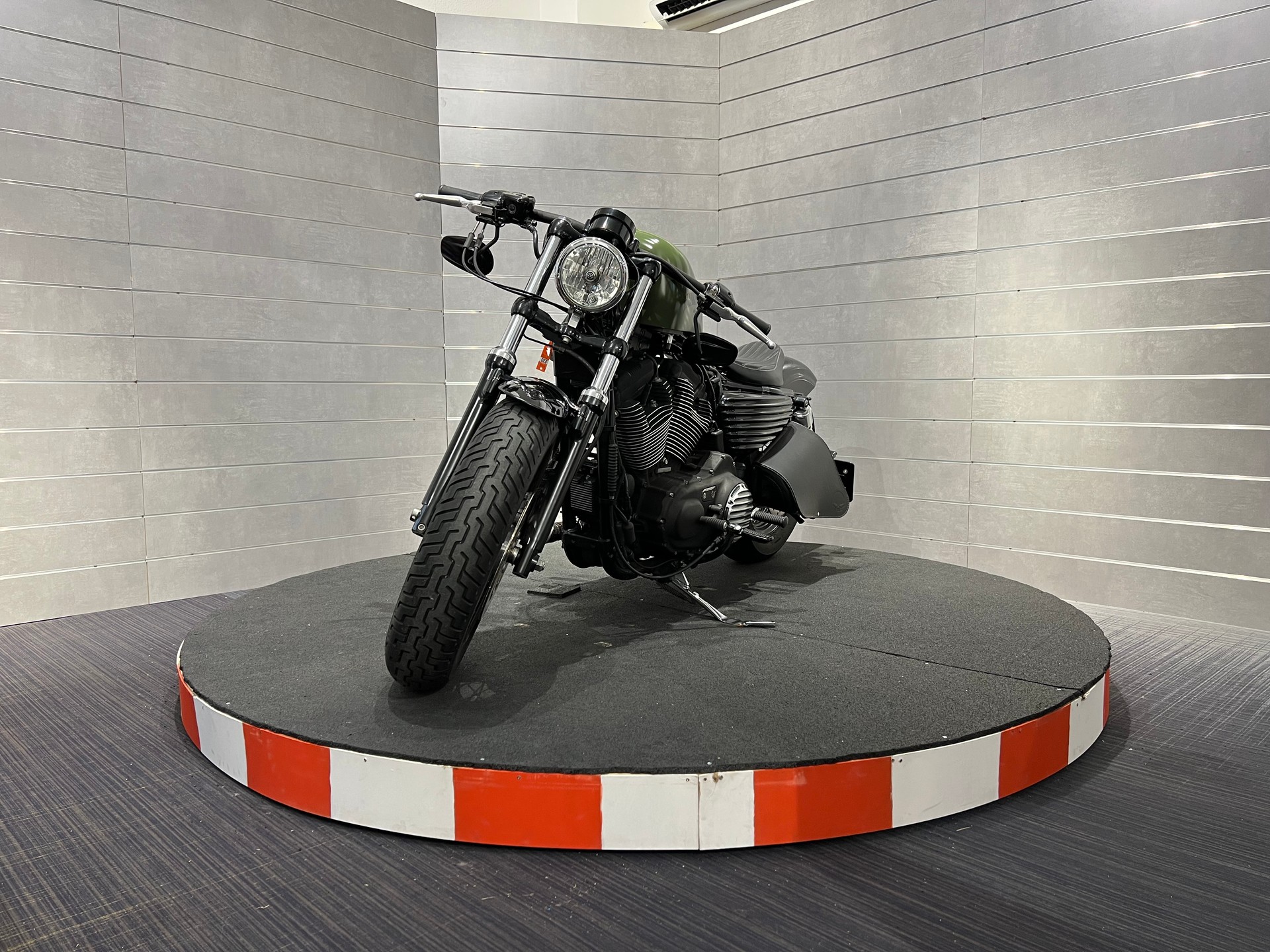 HARLEY-DAVIDSON XL 1200 R Sportster Roadster Injection-image-0