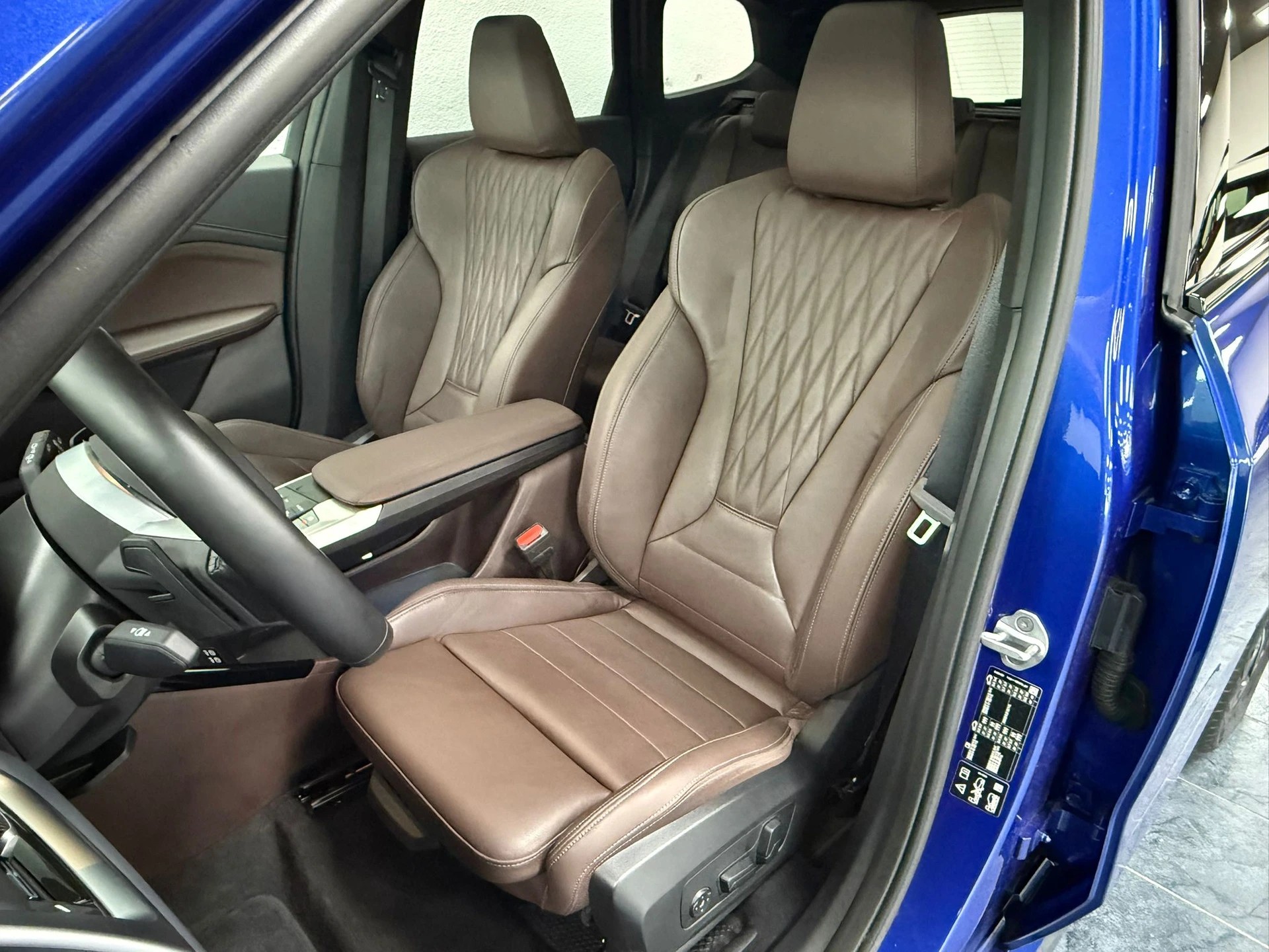 BMW X1 xDrive 20d 48V M Sport-image-13