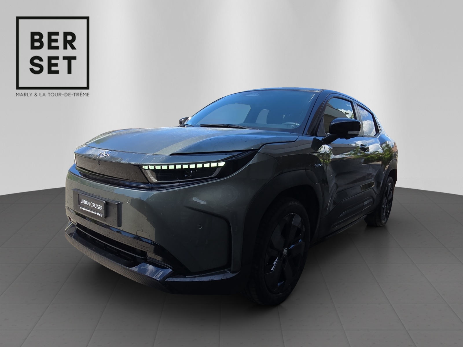 TOYOTA Urban Cruiser Premium AWD