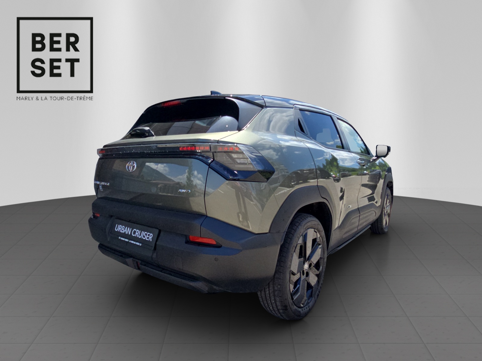 TOYOTA Urban Cruiser Premium AWD-image-4