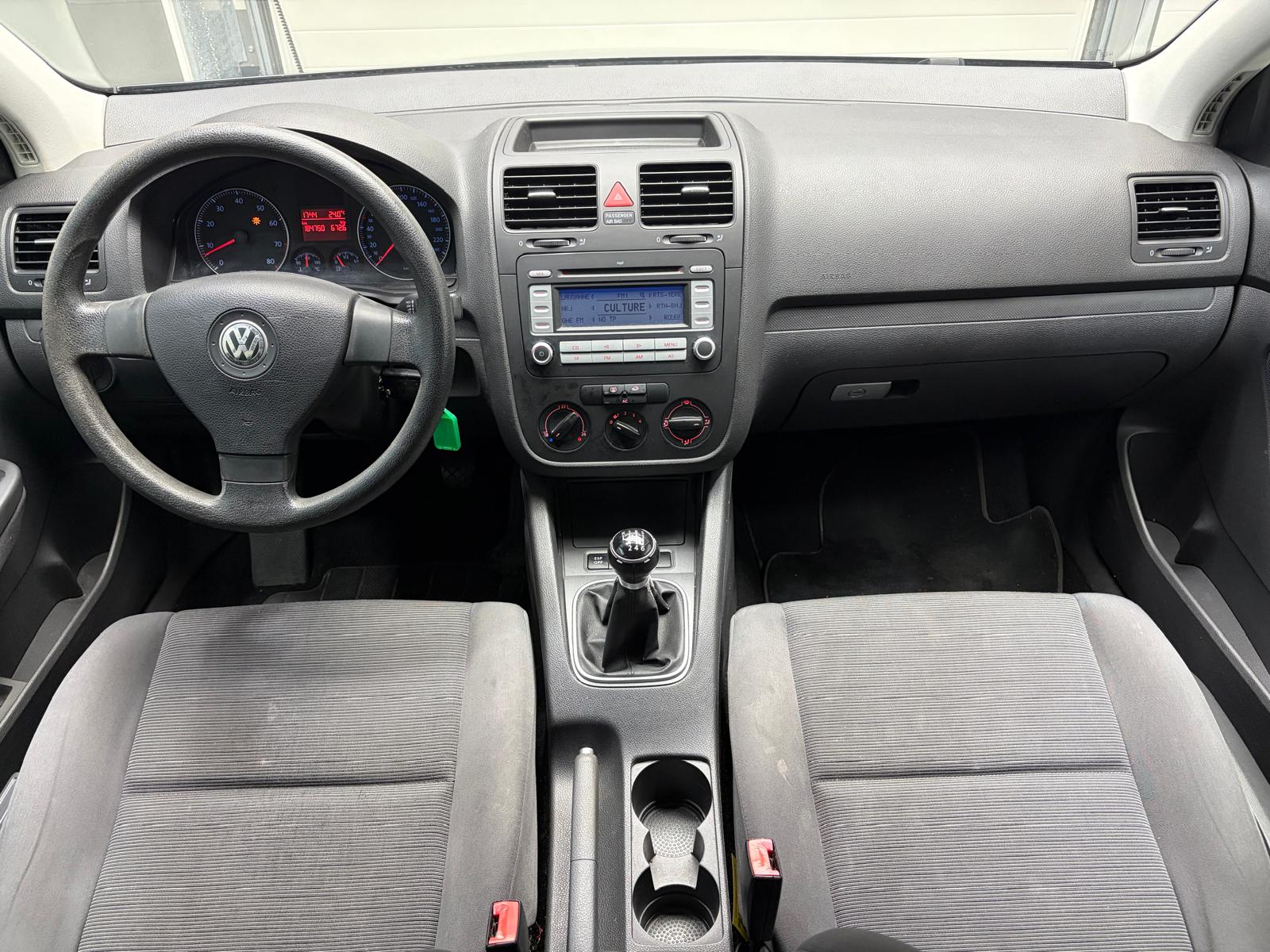 VW Golf 1.4 TSI Trendline-image-12