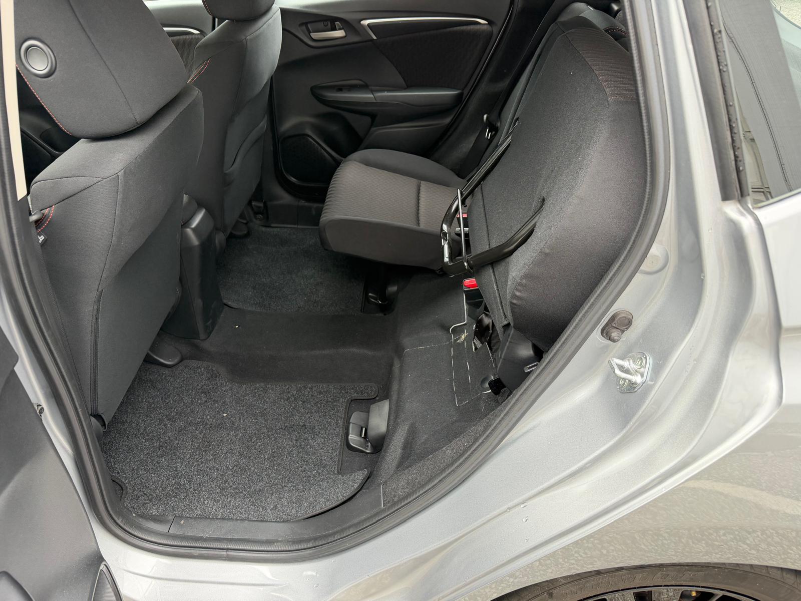 HONDA Jazz 1.5i-VTEC Dynamic-image-11