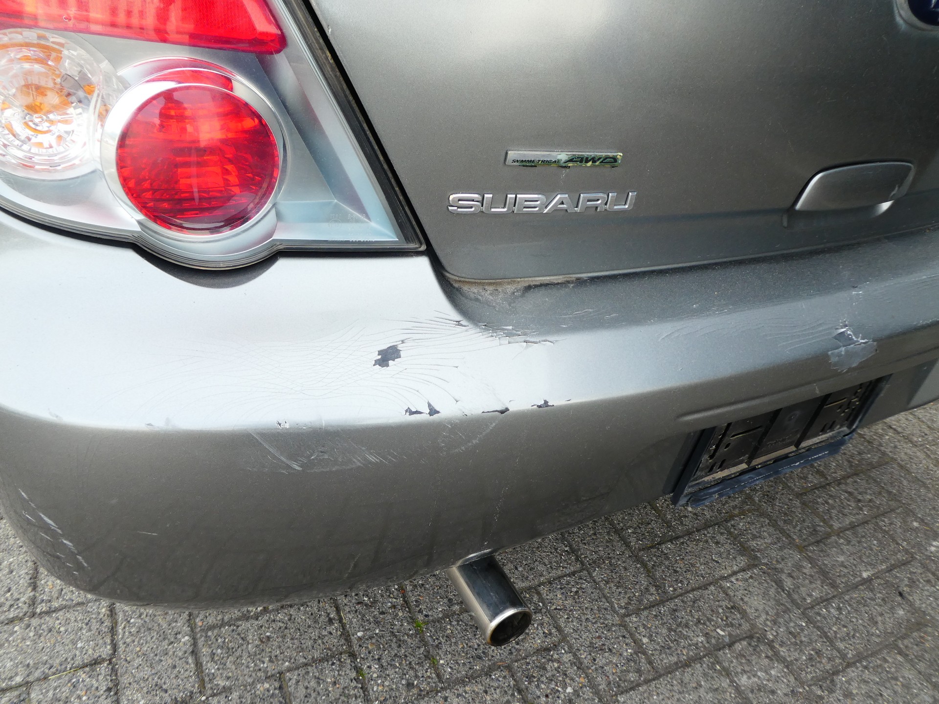 SUBARU Impreza 1.5R Swiss-image-3