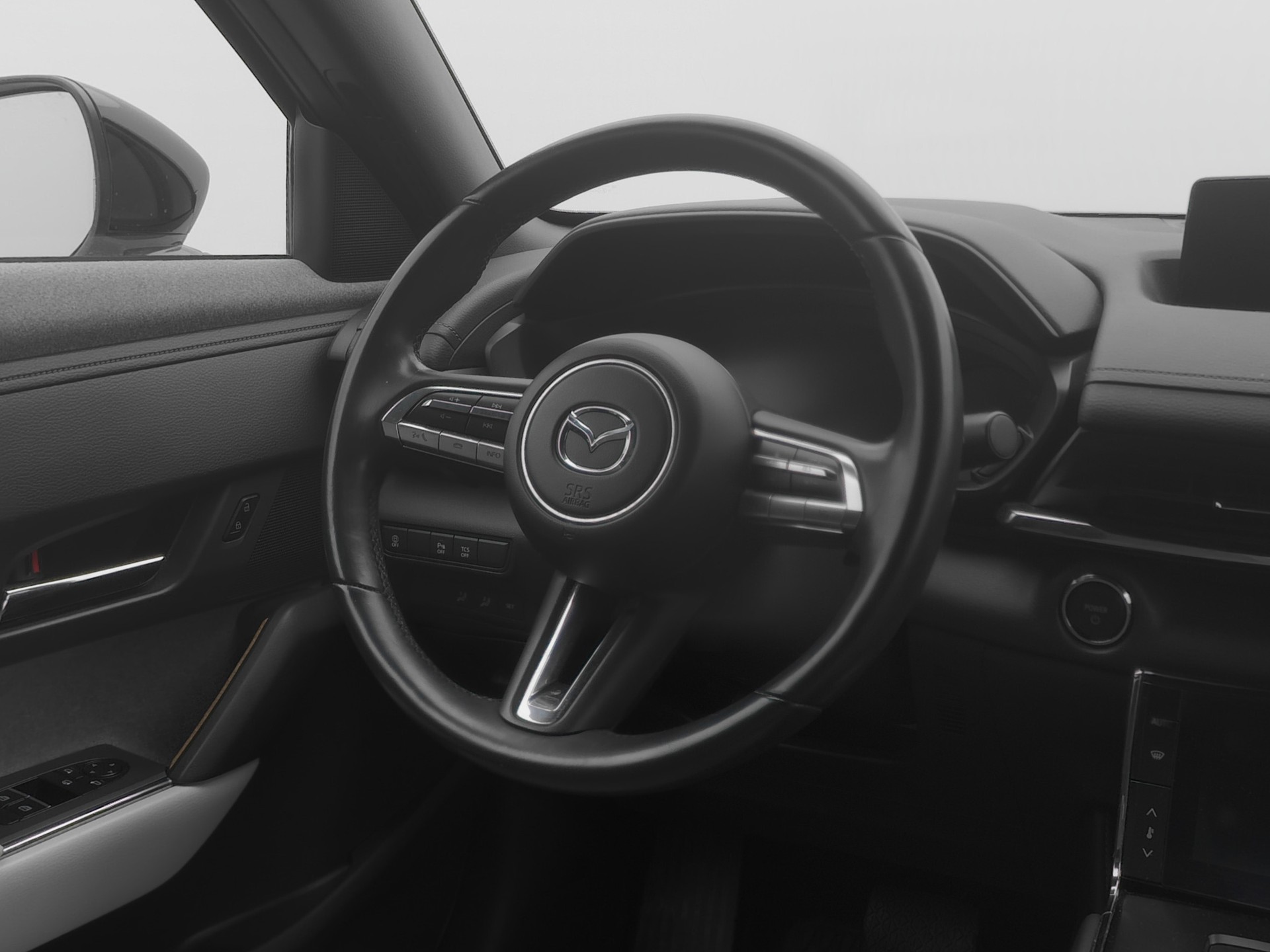 MAZDA MX-30 e-Skyactiv First Edition-image-5