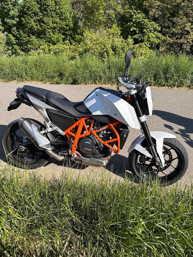 KTM 690 Duke ABS (35kW)-image-2