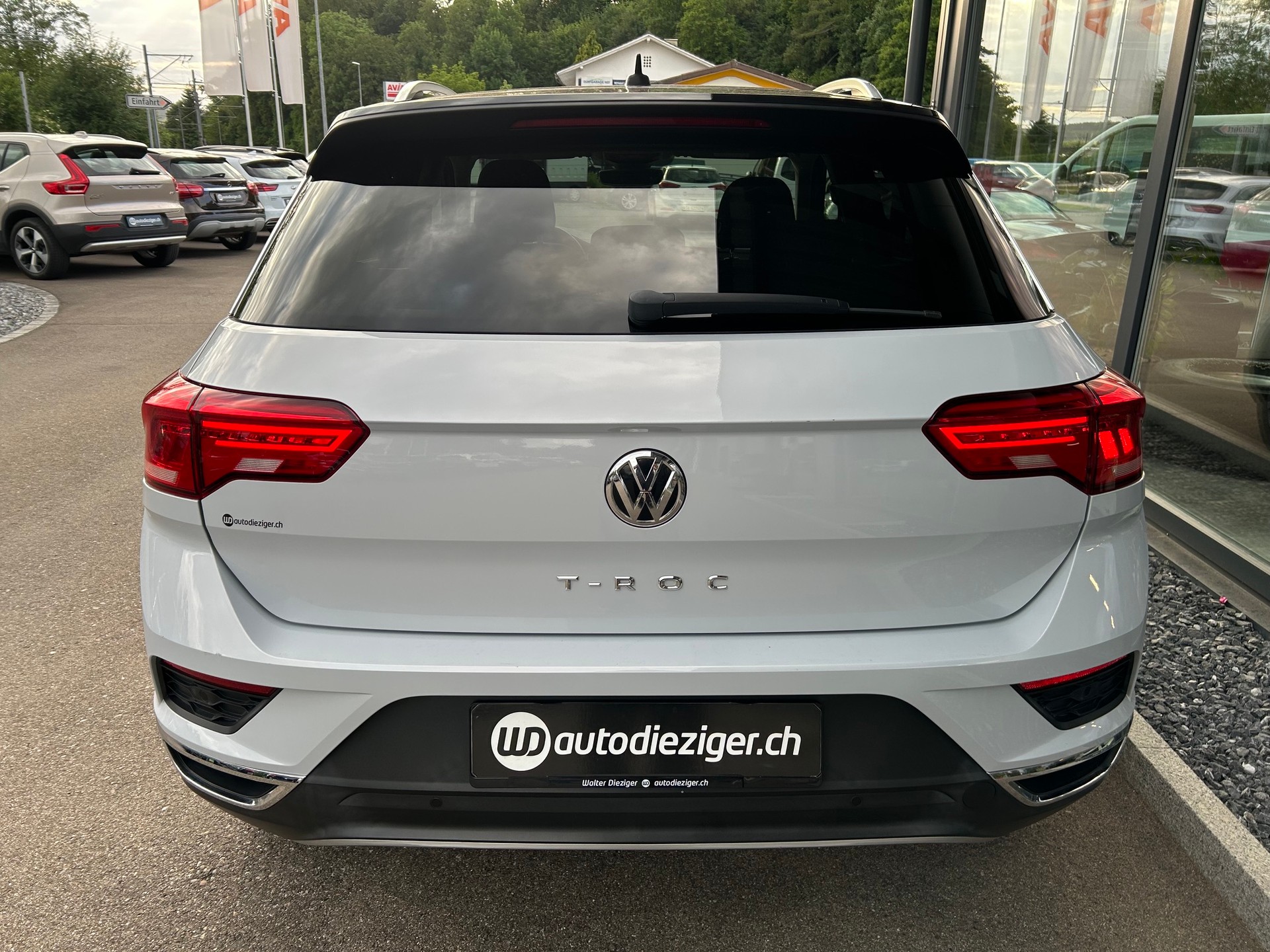 VW T-Roc 1.0 TSI Advance-image-5