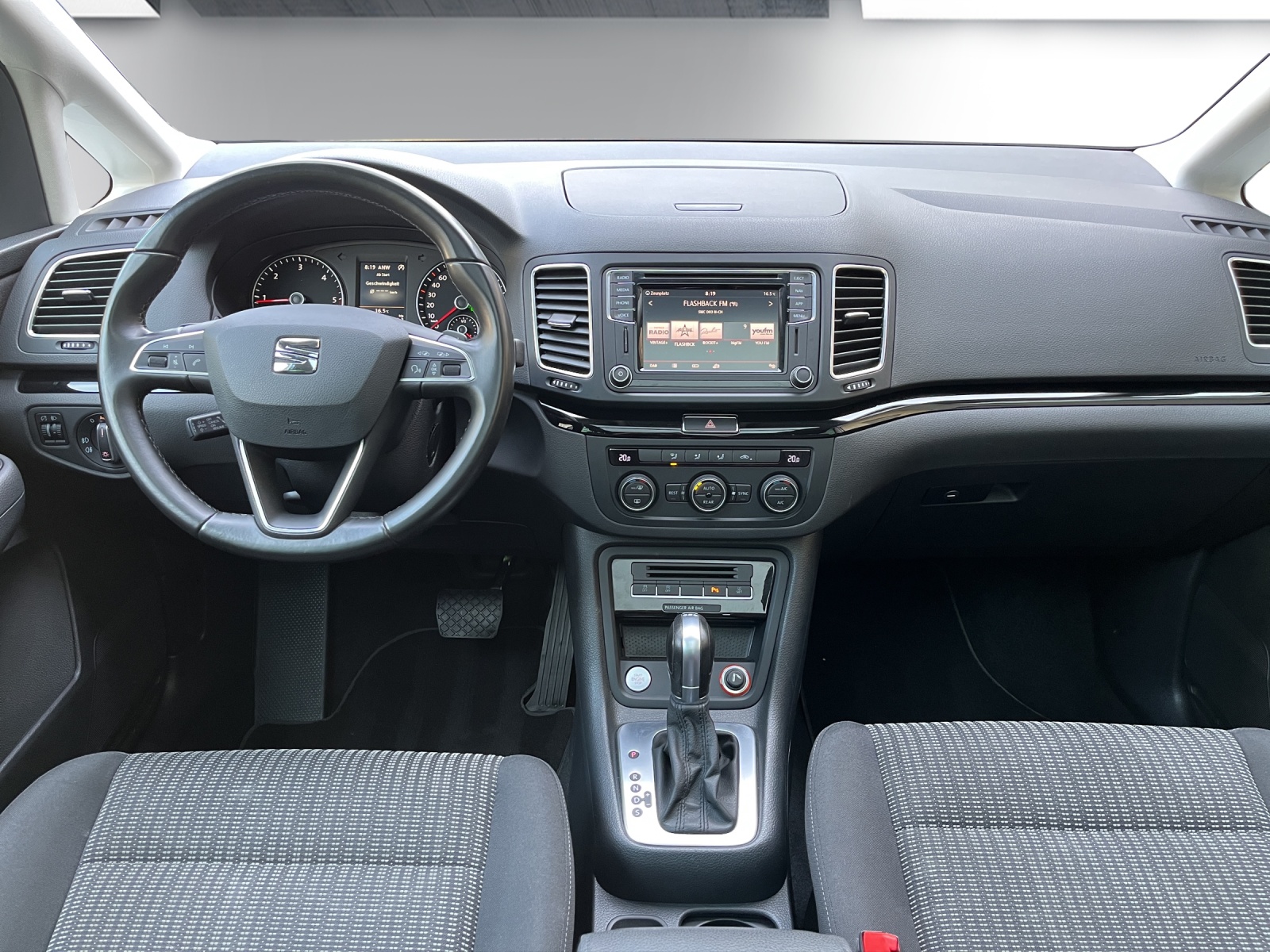SEAT Alhambra 2.0 TDI DSG Style-image-9