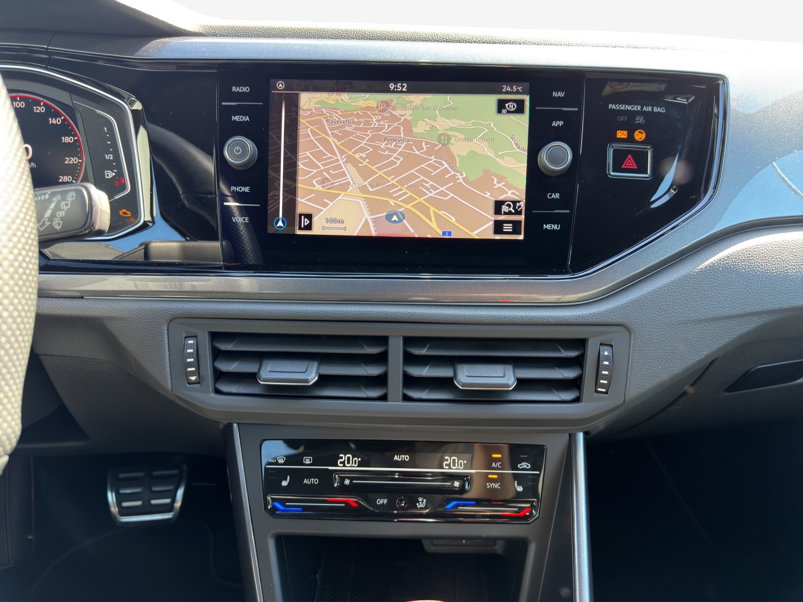 VW Polo 2.0 TSI GTI DSG-image-10