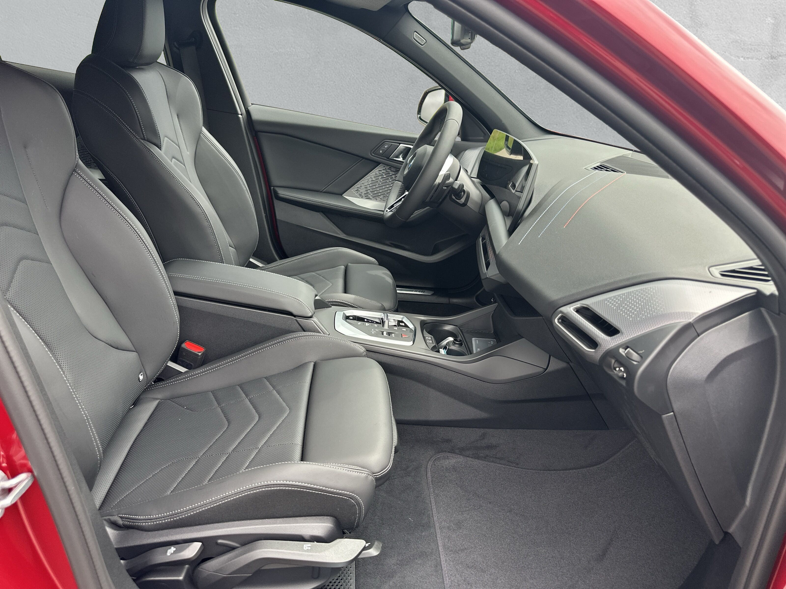 BMW 123 xDrive M Sport Steptronic-image-12