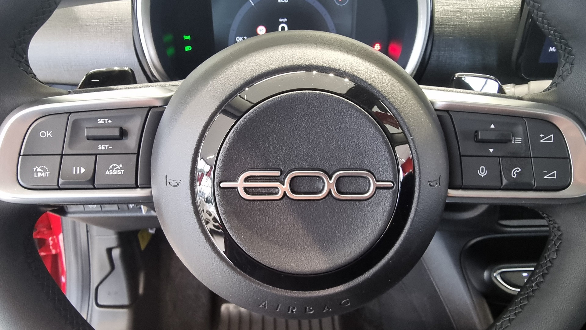 FIAT 600 1.2 Hybrid Pop-image-9