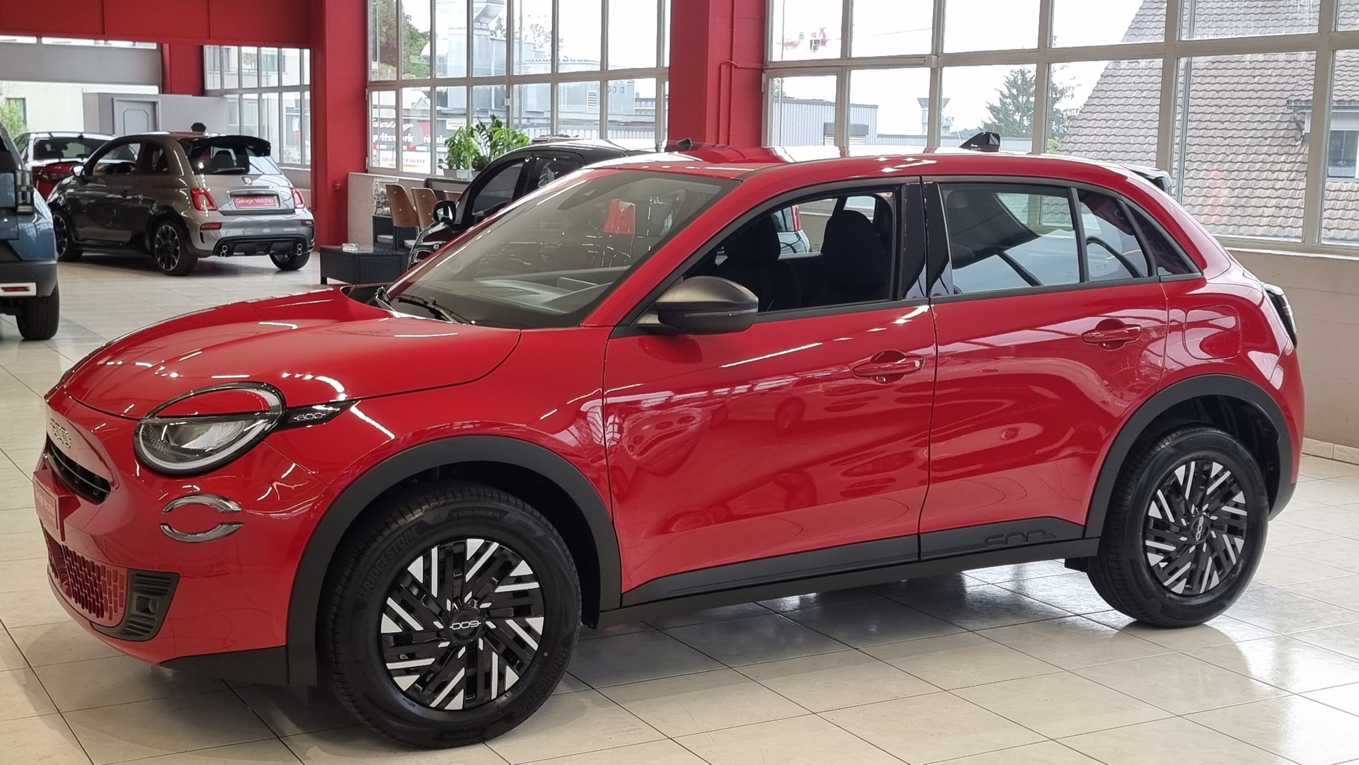 FIAT 600 1.2 Hybrid Pop-showroom-element-1