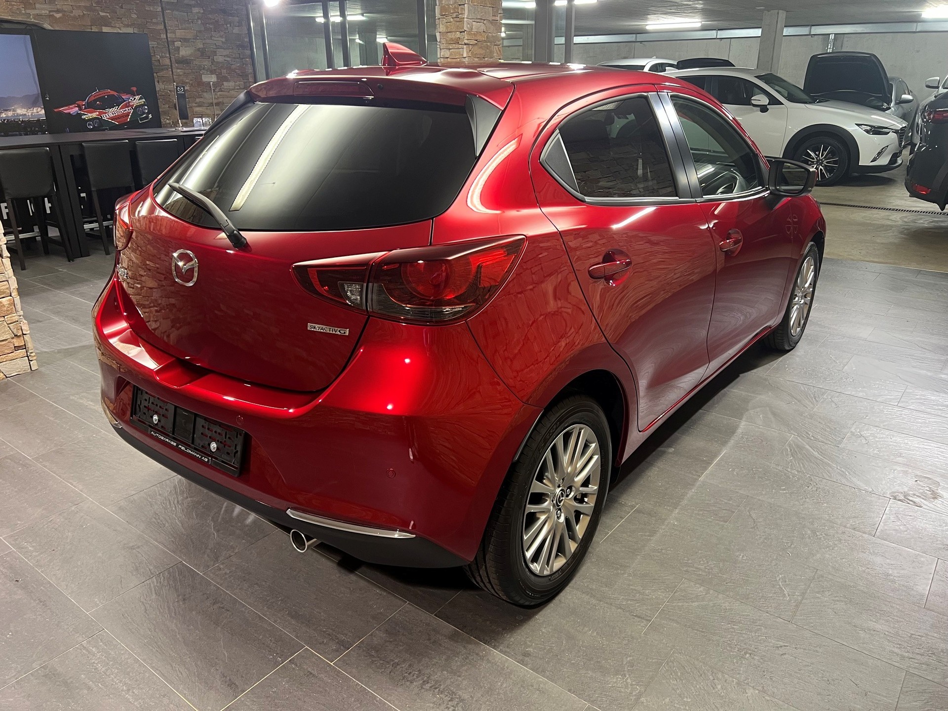 MAZDA 2 SKYACTIV-G 90 Revolution Automat-image-6