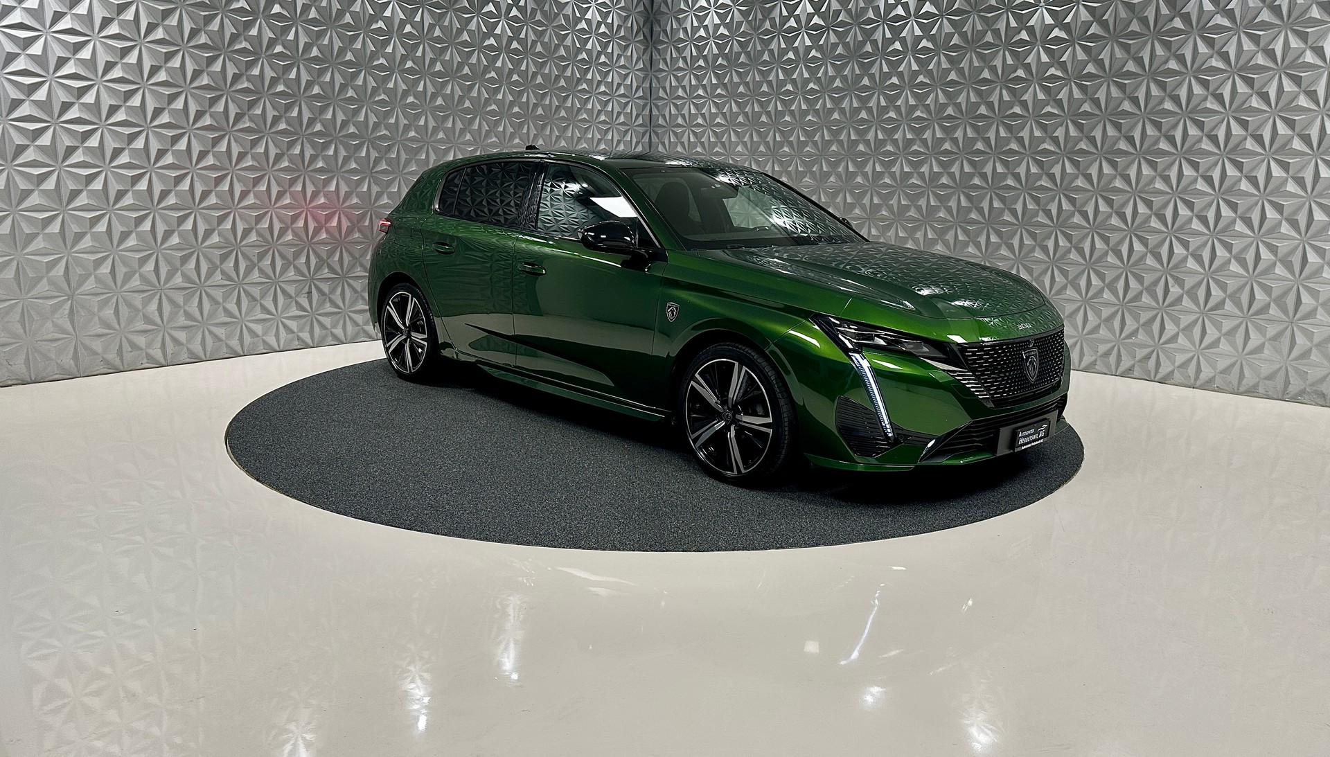 PEUGEOT 308 1.2 Pure Tech GT Pack EAT8-showroom-element-2