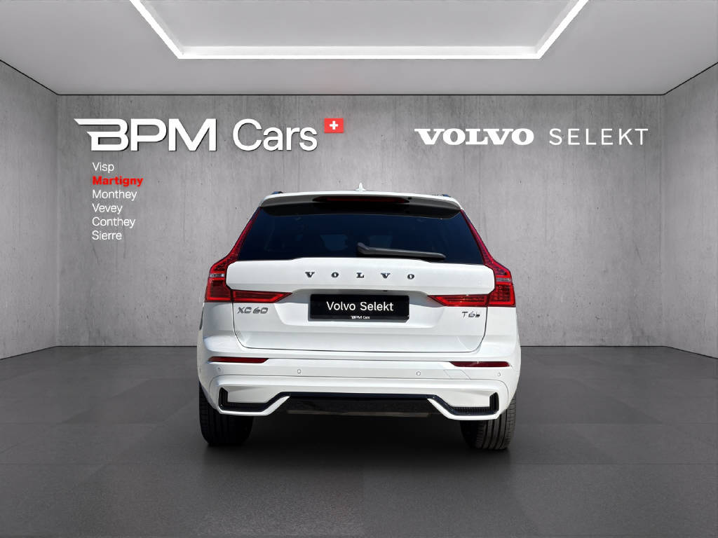 VOLVO XC60 2.0 T6 TE XCENTRIC eAWD-showroom-element-2