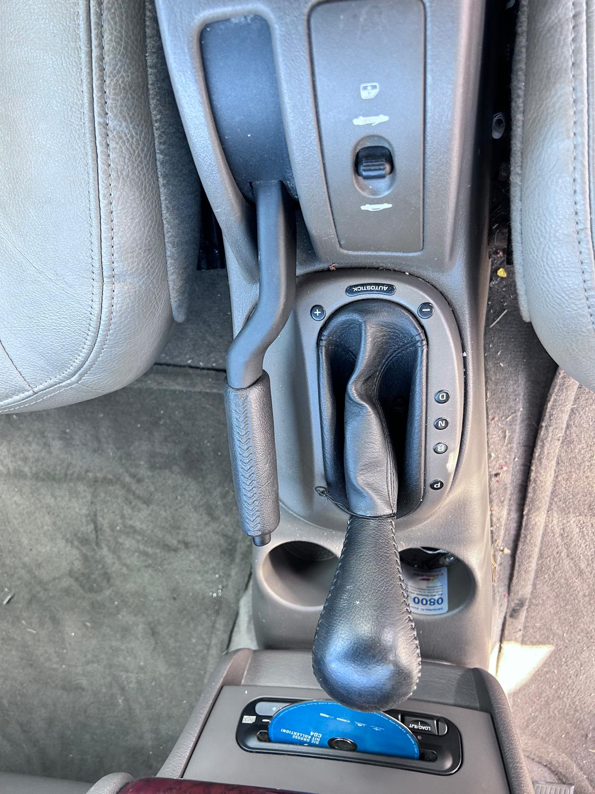 CHRYSLER Sebring 2.7 V6 Touring (LX)-image-9