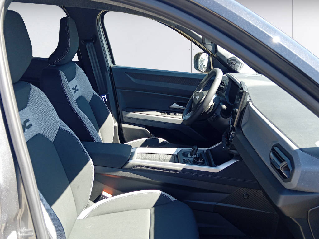 DACIA Bigster 1.2 Hybrid Journey 4WD-image-13