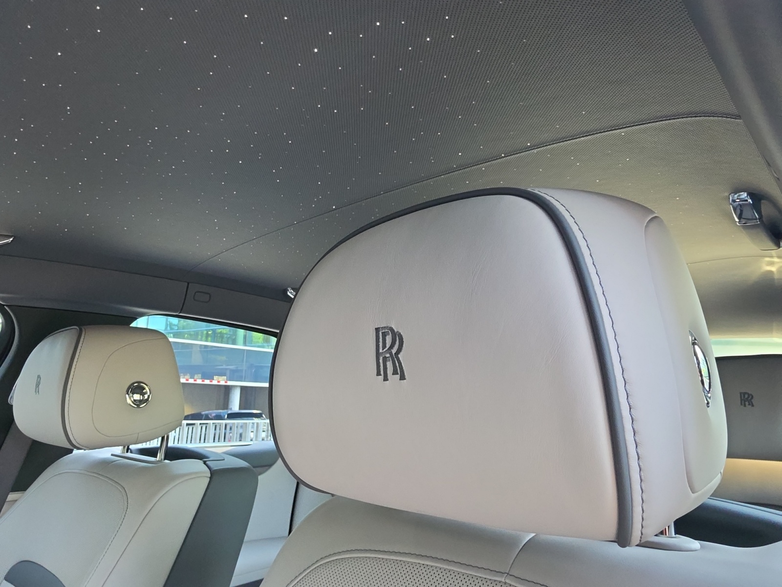 ROLLS-ROYCE Ghost II - Neuwagen-image-8