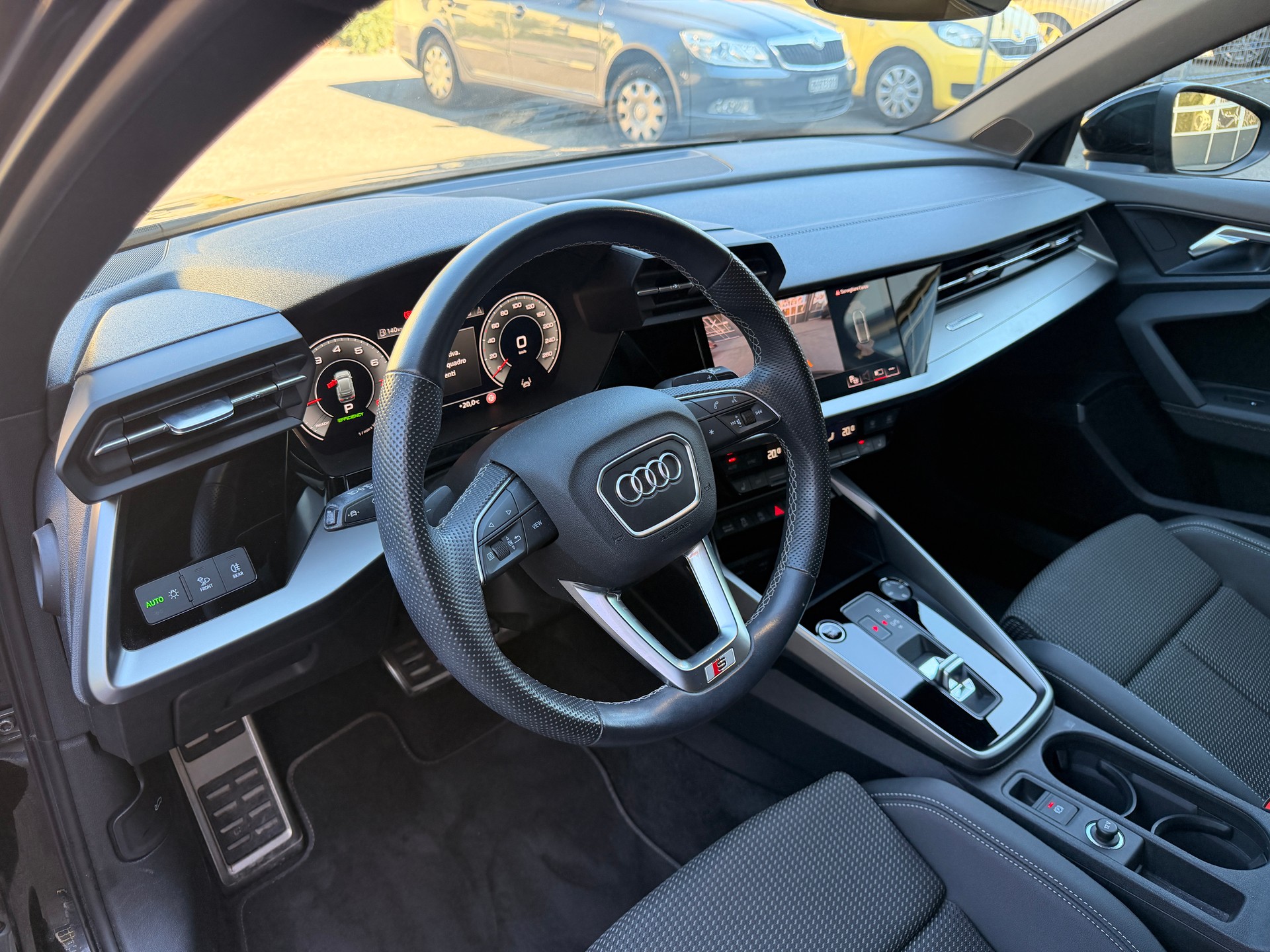 AUDI A3 Sportback 35 TFSI S line Attraction S-tronic-image-8