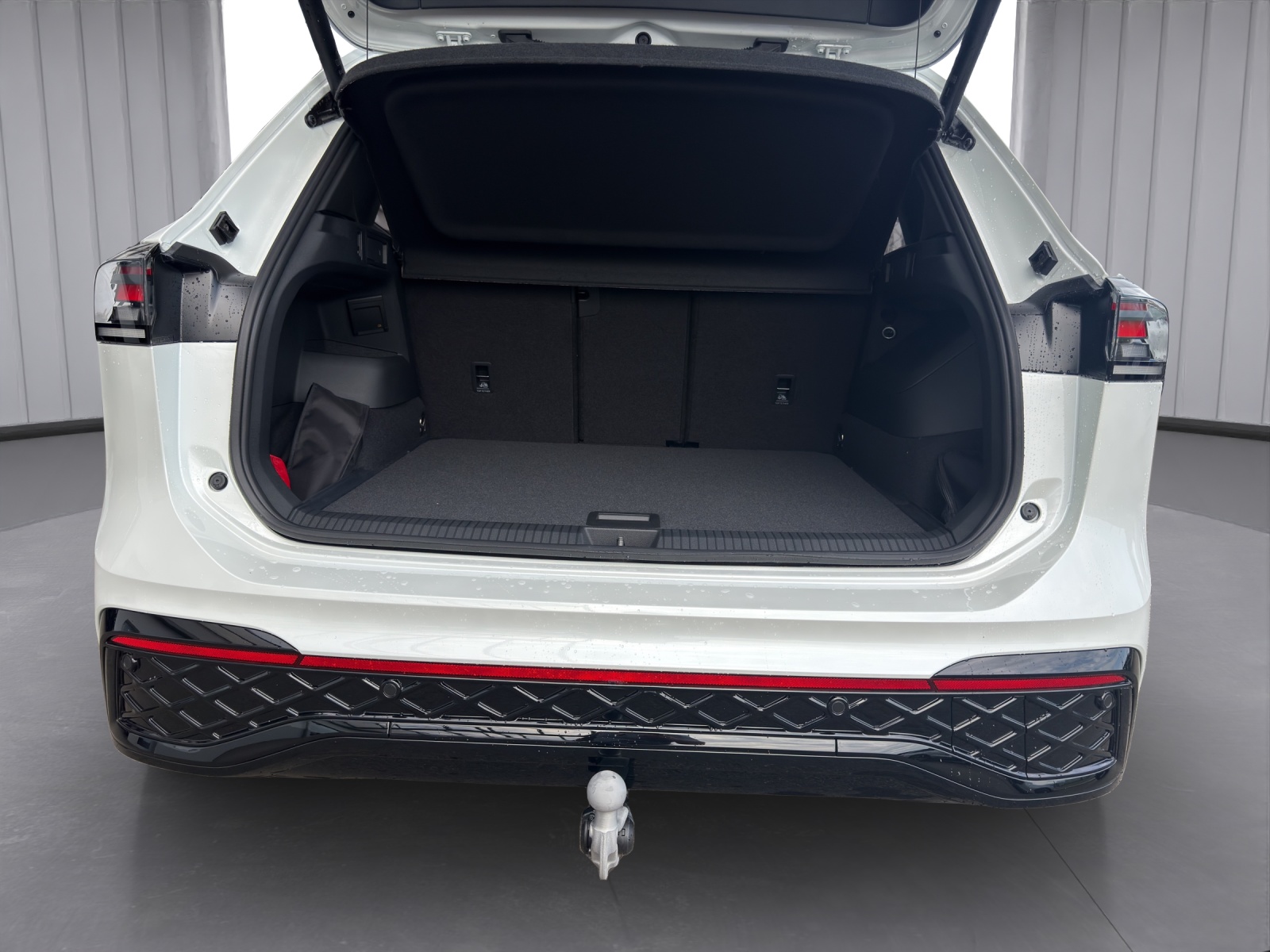 VW Tiguan 2.0 TSI DSG R-Line United 4Motion-image-13