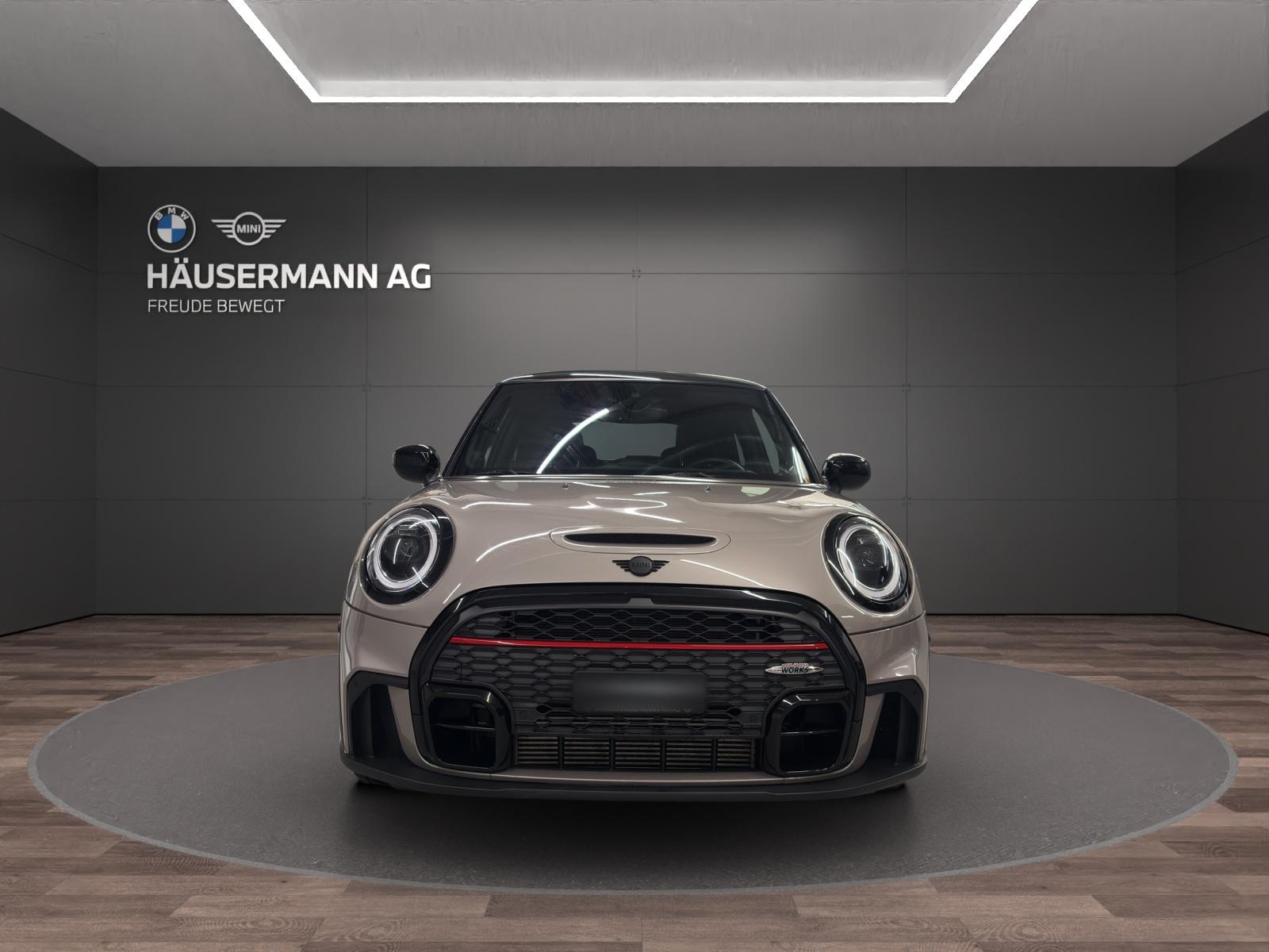 MINI John Cooper Works-showroom-element-1