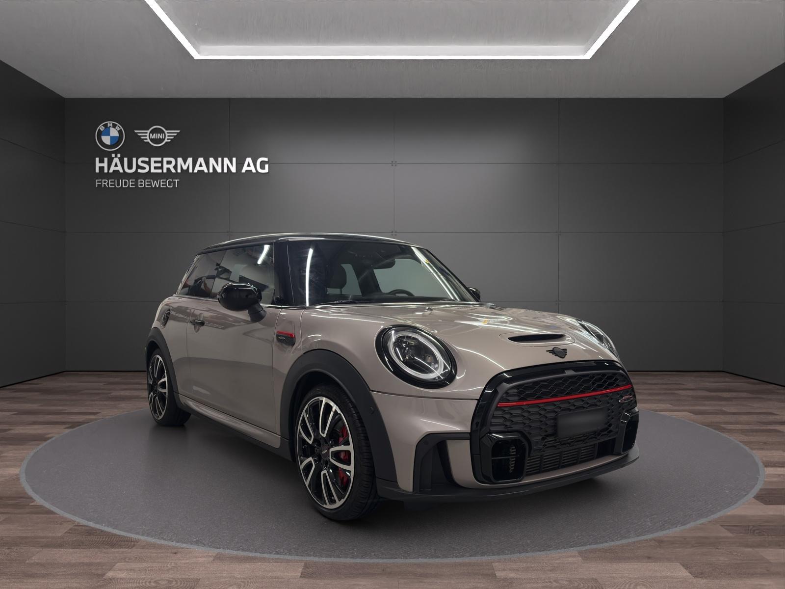 MINI John Cooper Works-showroom-element-2